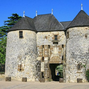 Château de Fresnay-sur-Sarthe