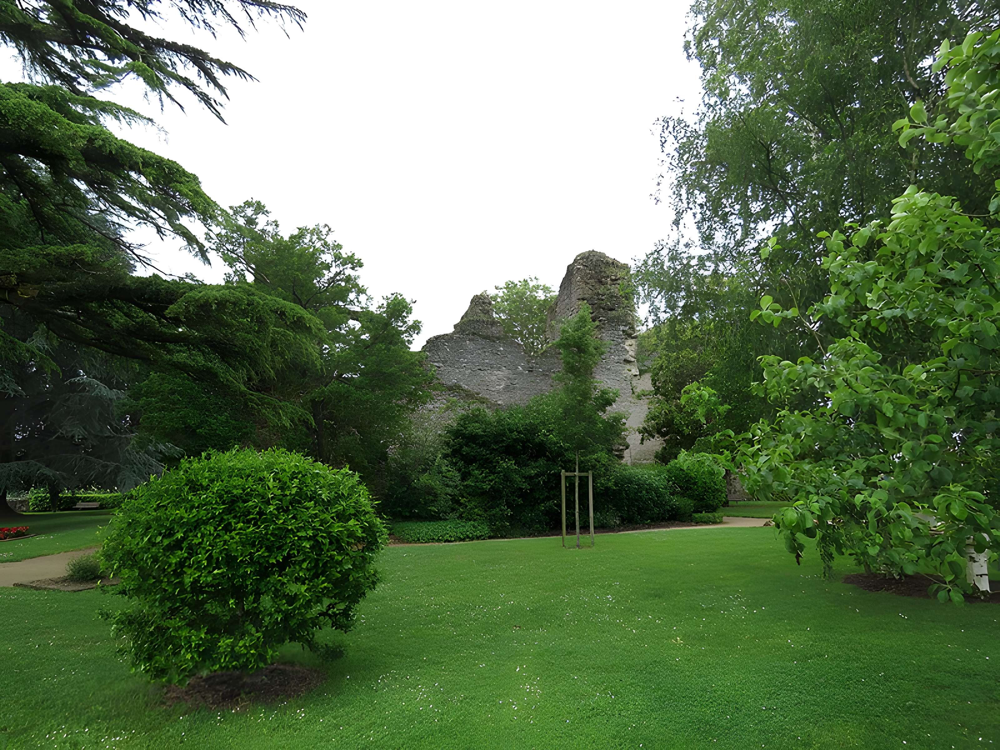 Château de Fresnay-sur-Sarthe