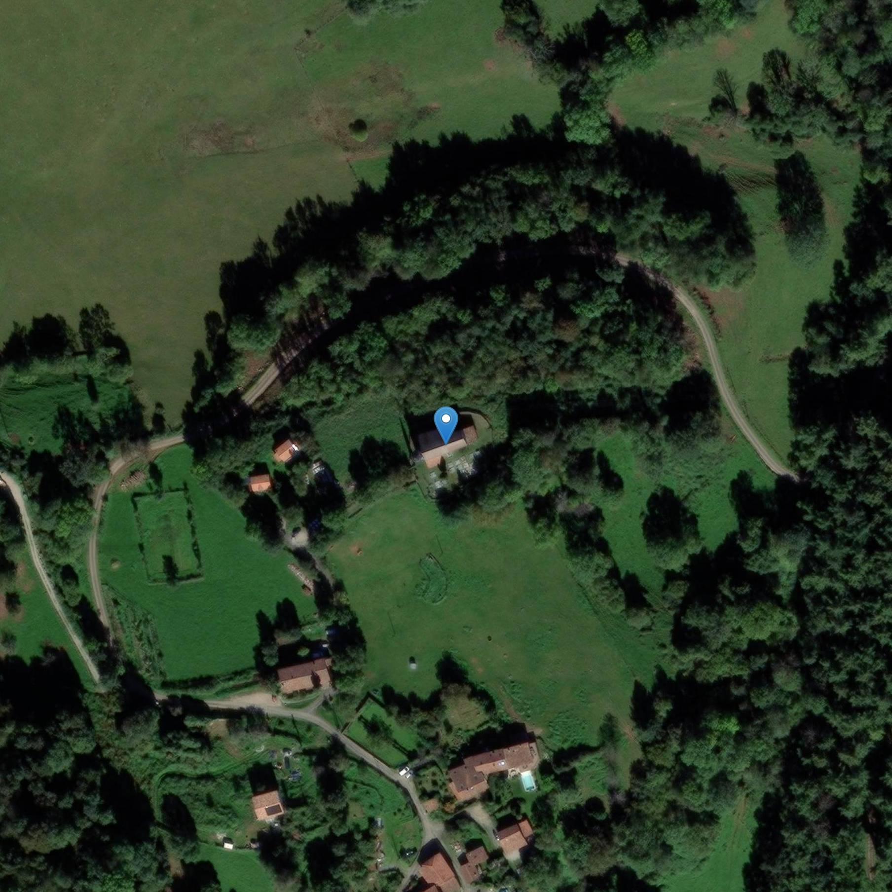 Photo de 蒙塔加涅圣安德鲁教堂