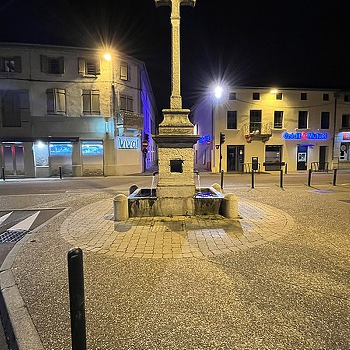 Photo de Calvaire-fontaine de Miribel