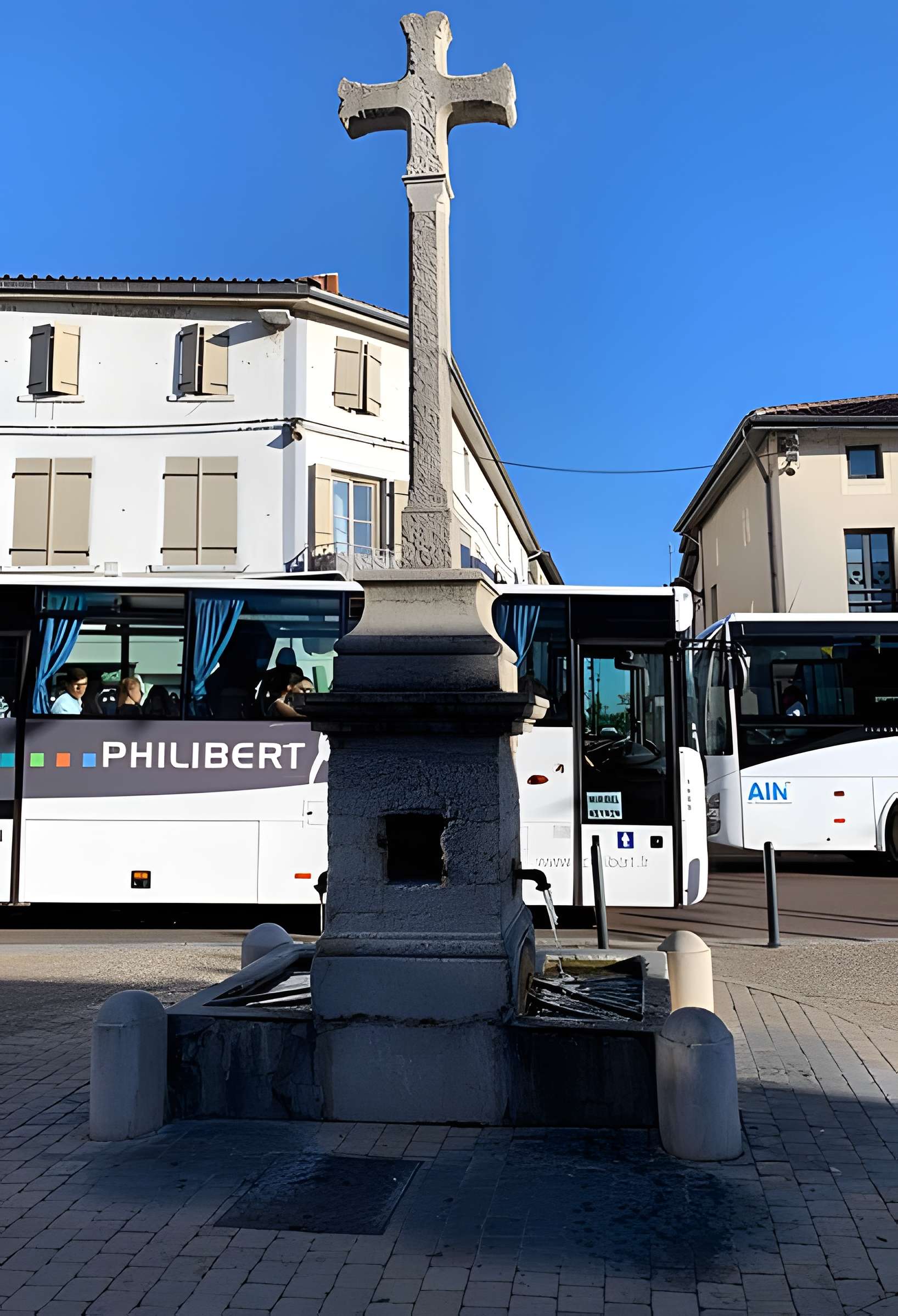 Calvaire-fontaine de Miribel