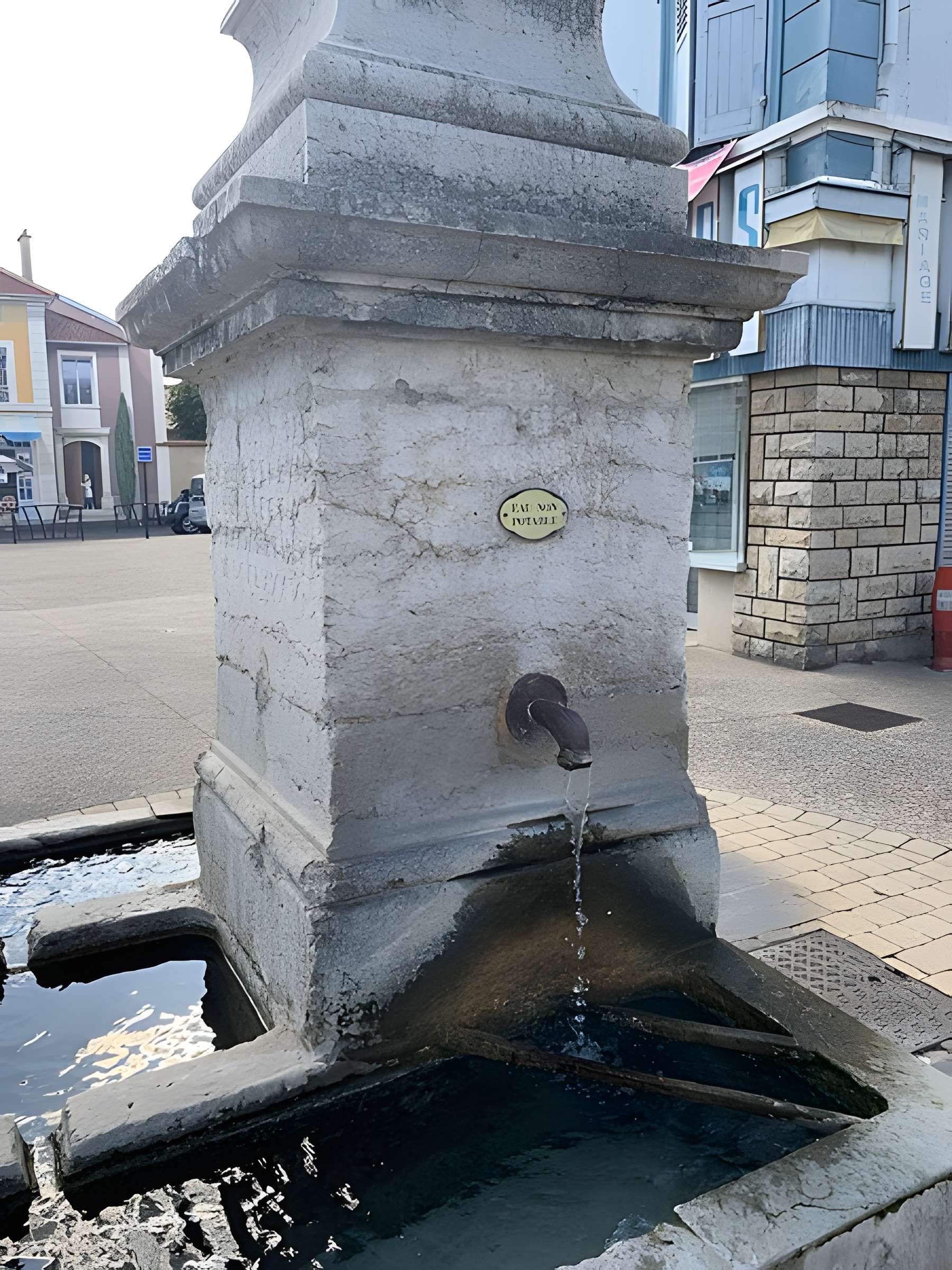 Calvaire-fontaine de Miribel