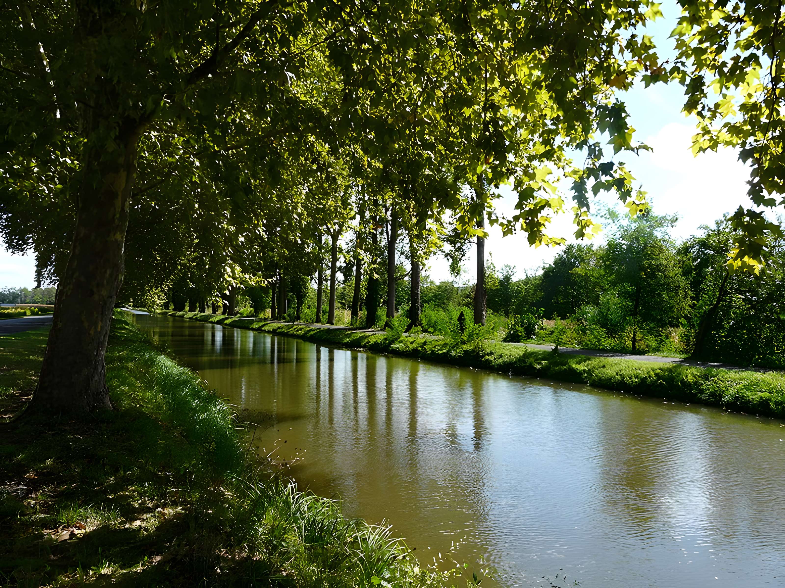 Canal de Lalinde à Baneuil