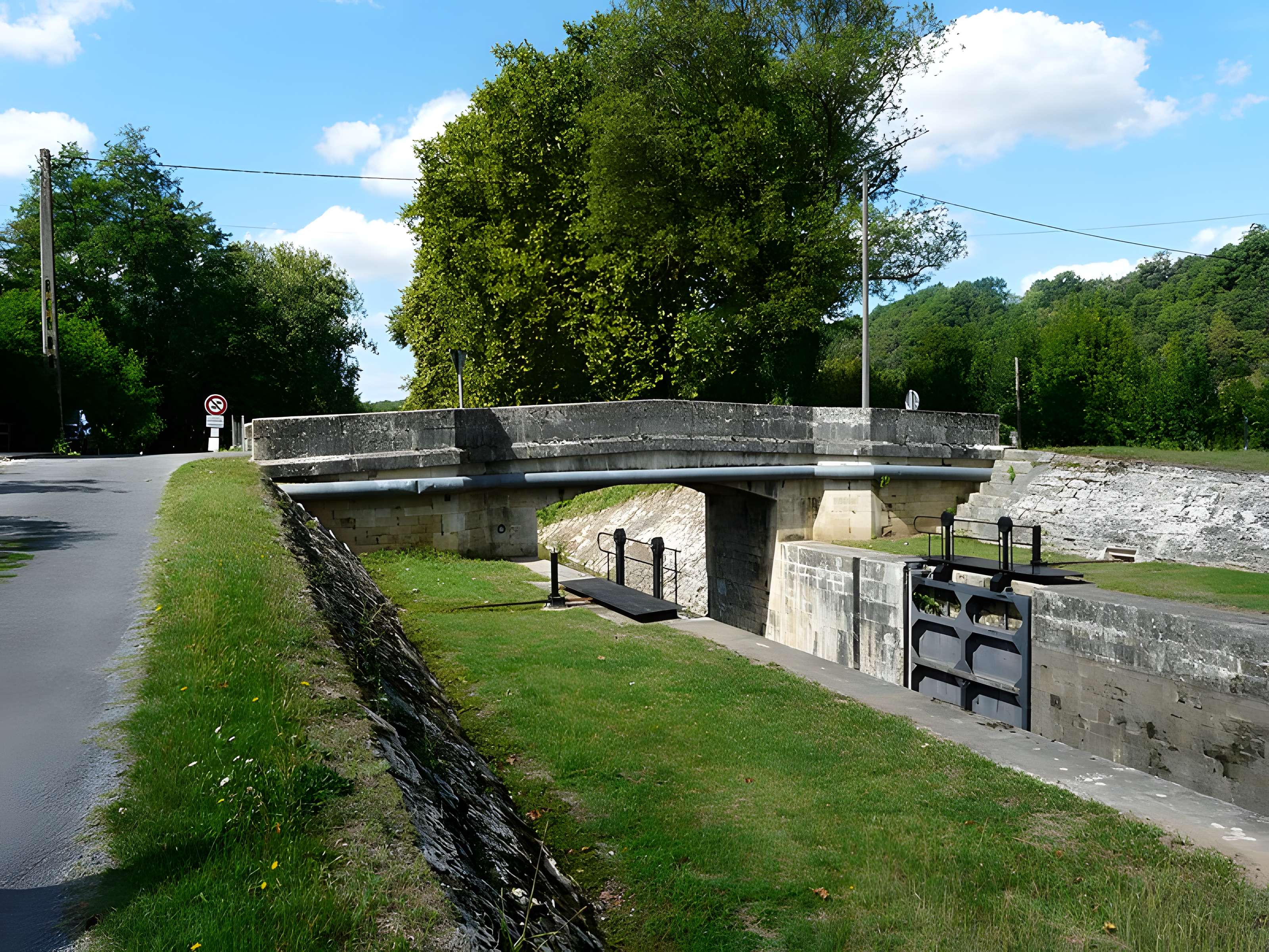 Canal de Lalinde à Baneuil