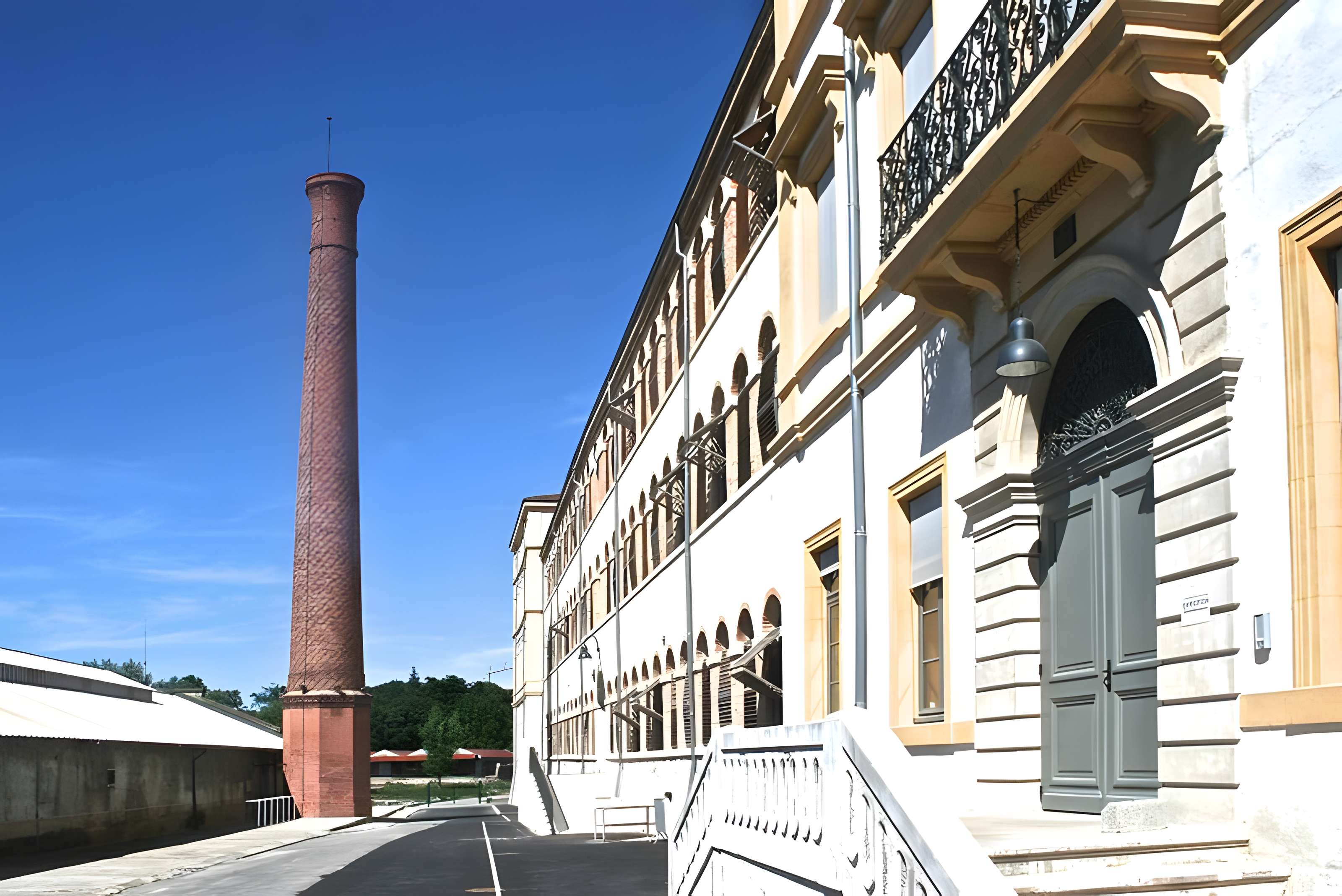 Cartoucherie de Bourg-lès-Valence