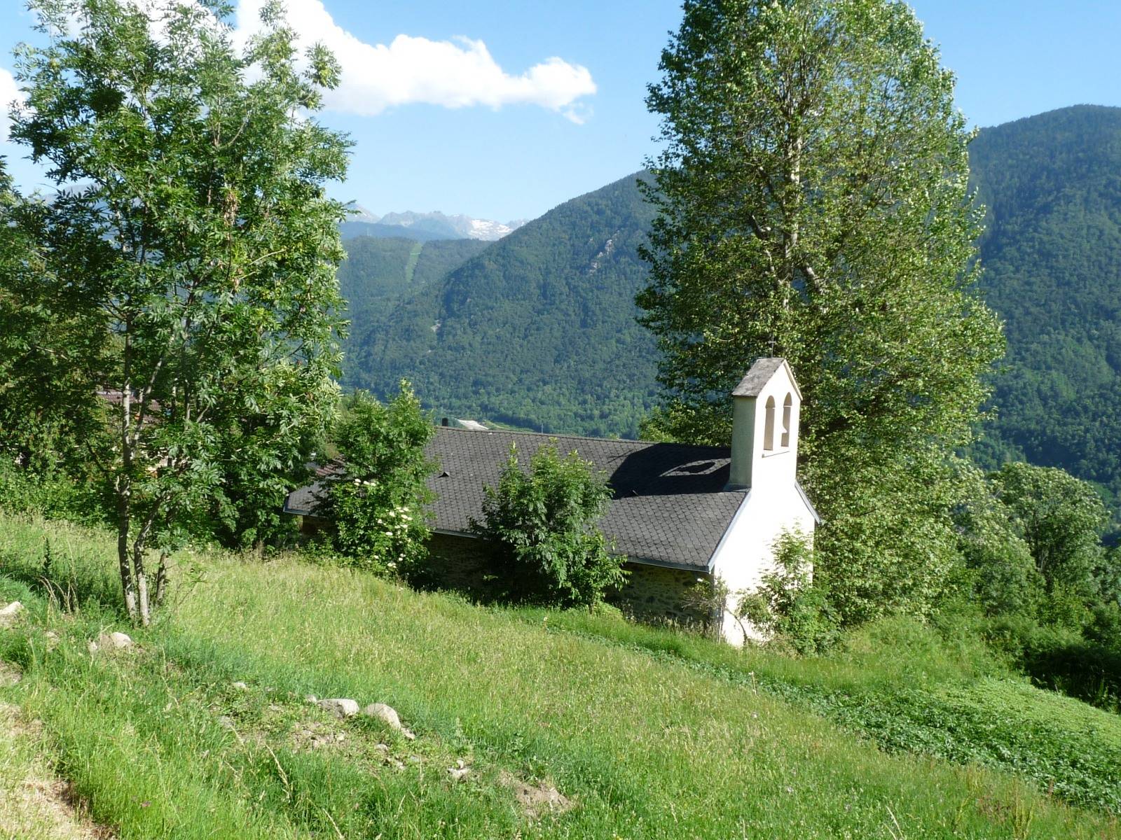Photo de Église de la Nativité-de-la-Vierge-Marie de Tignac