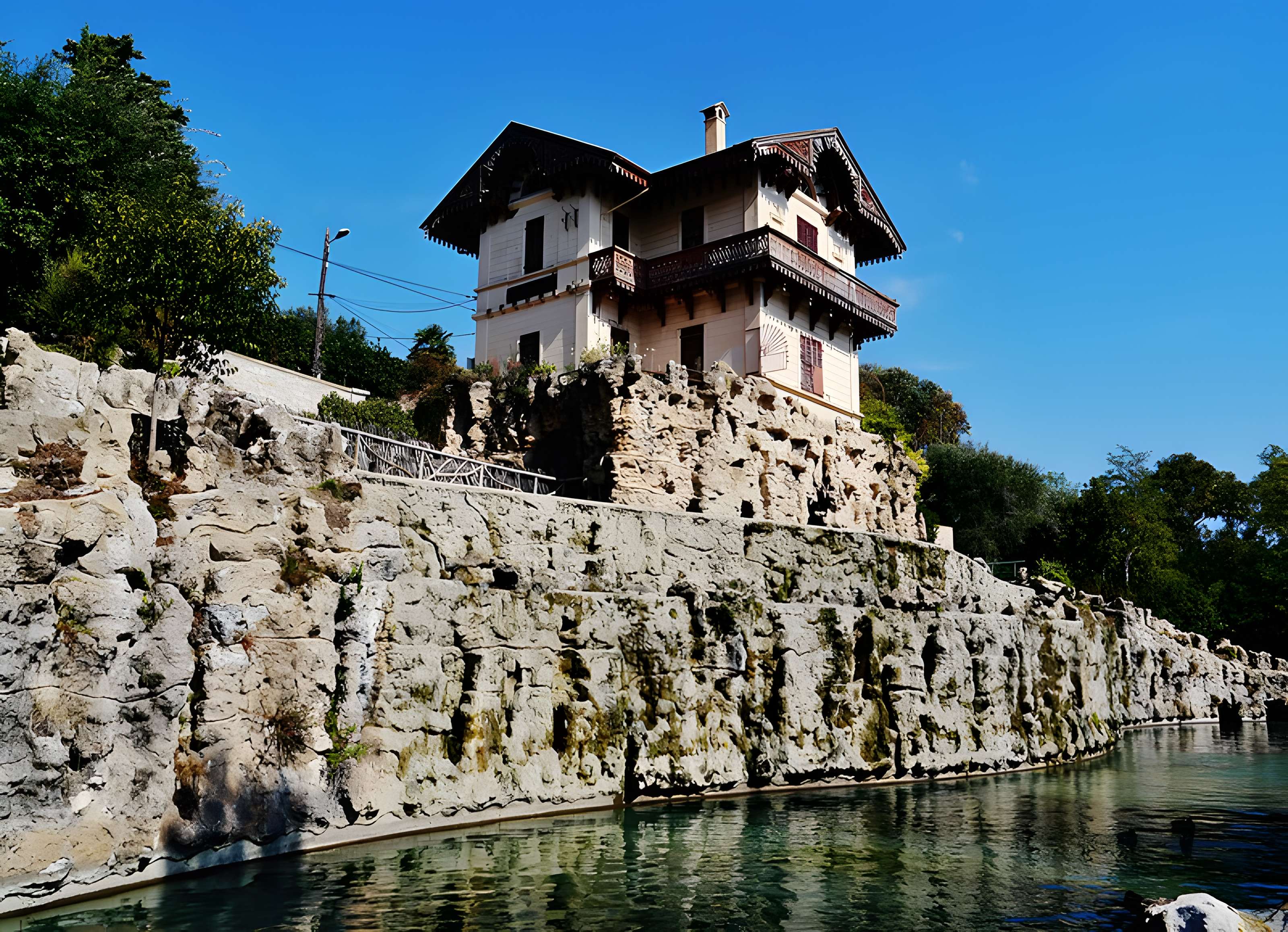 Cascade de Gairaut, ouvrage terminal du canal de la Vésubie