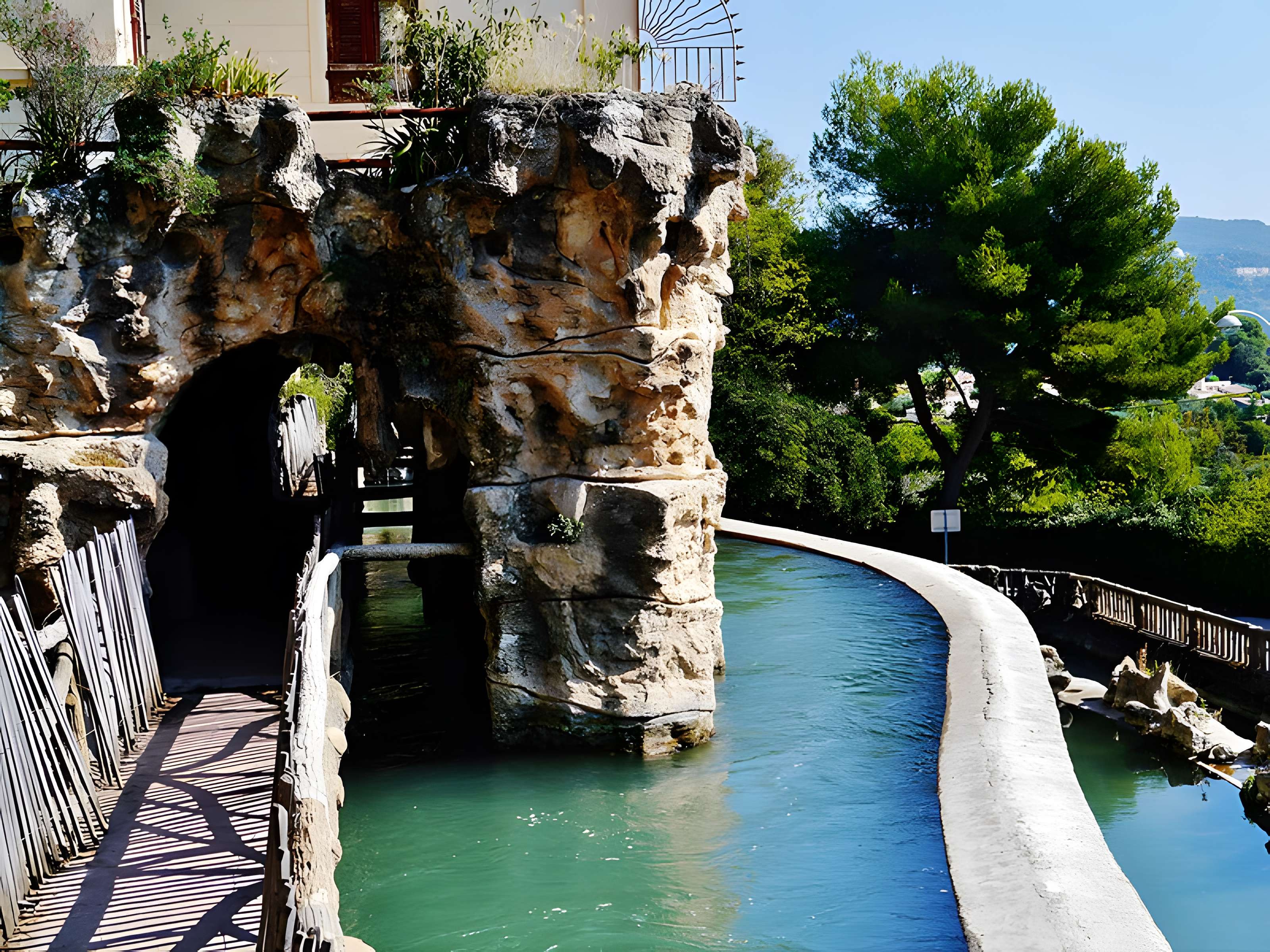 Cascade de Gairaut, ouvrage terminal du canal de la Vésubie