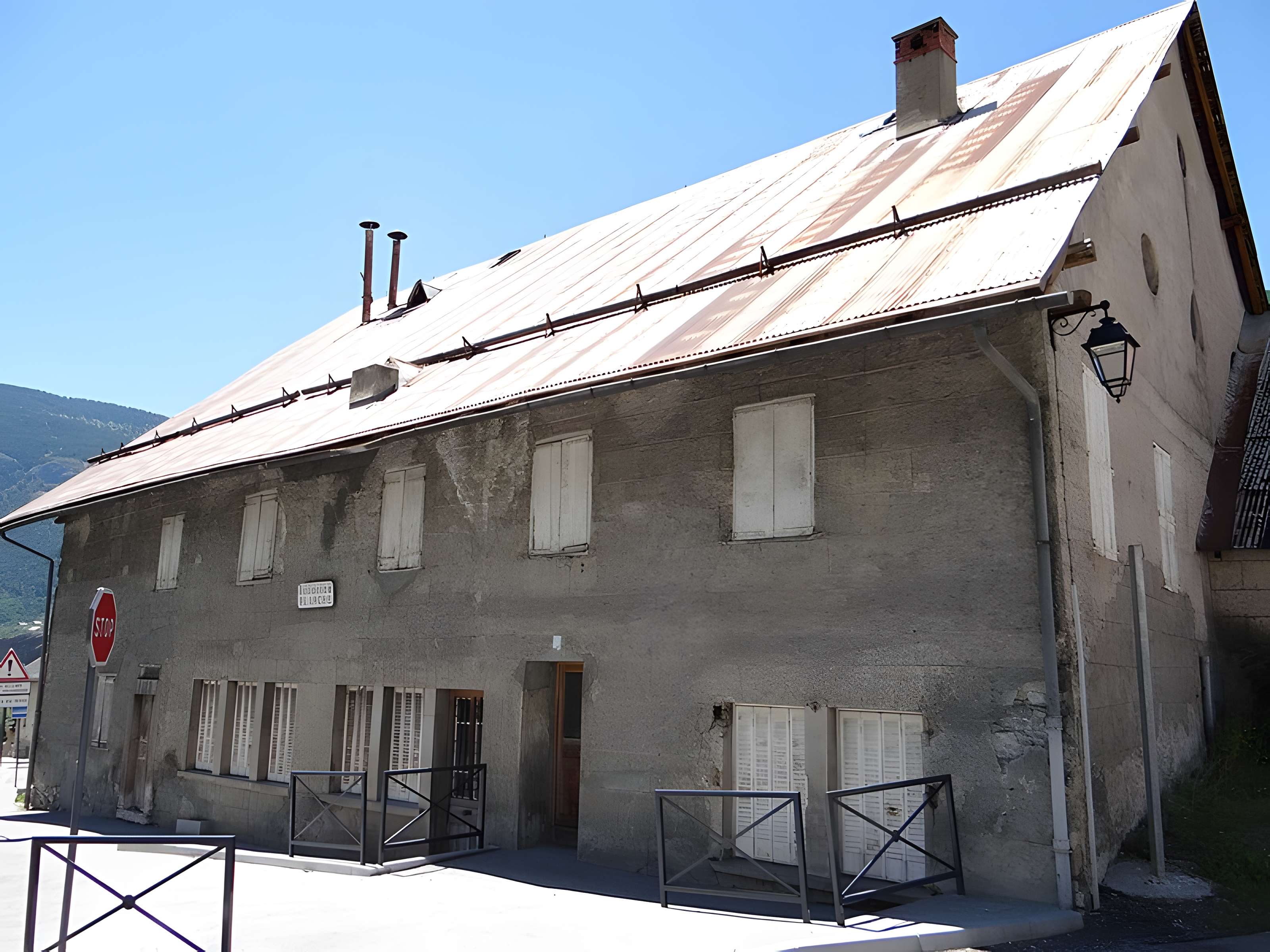 Cellier de la maison Planche à L'Argentière-la-Bessée