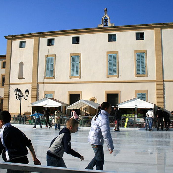 Photo de Centre hospitalier cours Pourtoules dOrange