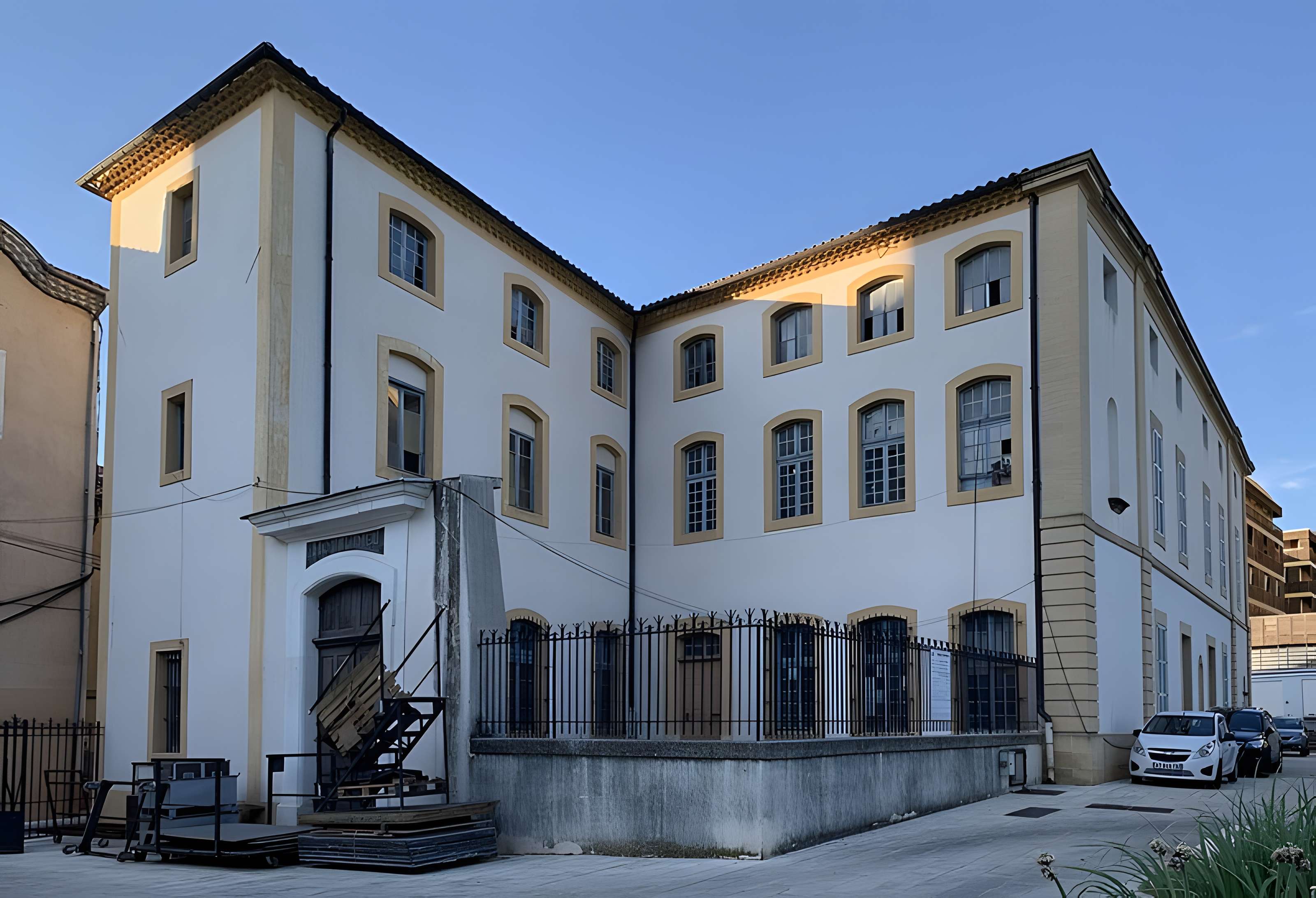 Centre hospitalier cours Pourtoules d'Orange