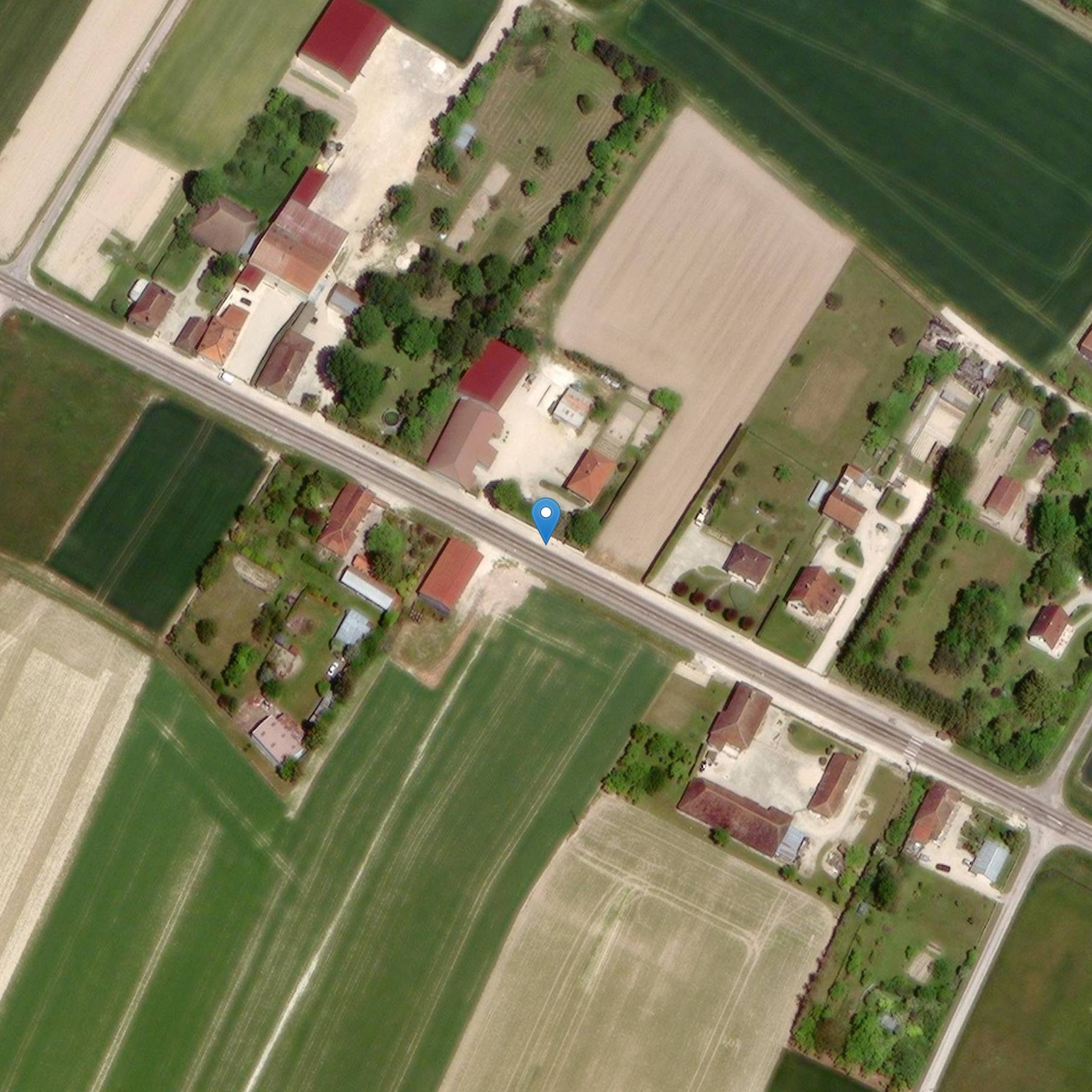 Photo de 圣玛德琳·多蒂隆教堂