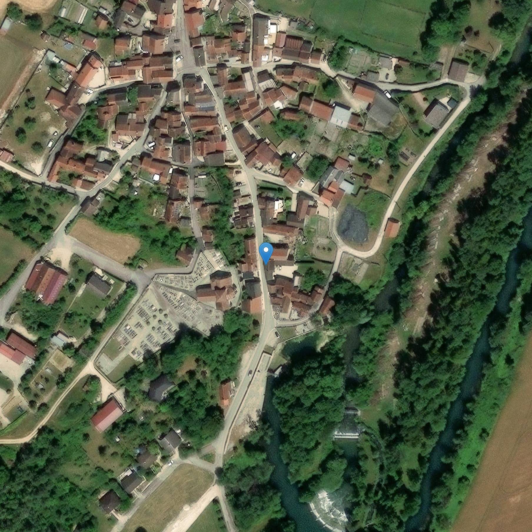 Photo de Kerk van de Exaltatie-de-la-Sainte-Croix de Plaines-Saint-Lange