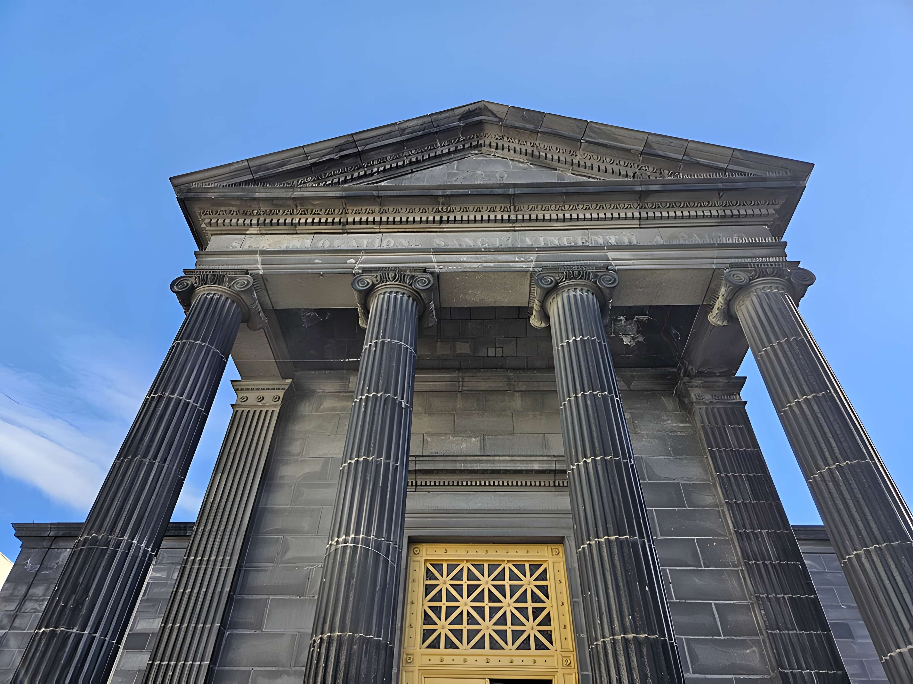 Chapelle de l'ancien hôpital général de Clermont-Ferrand