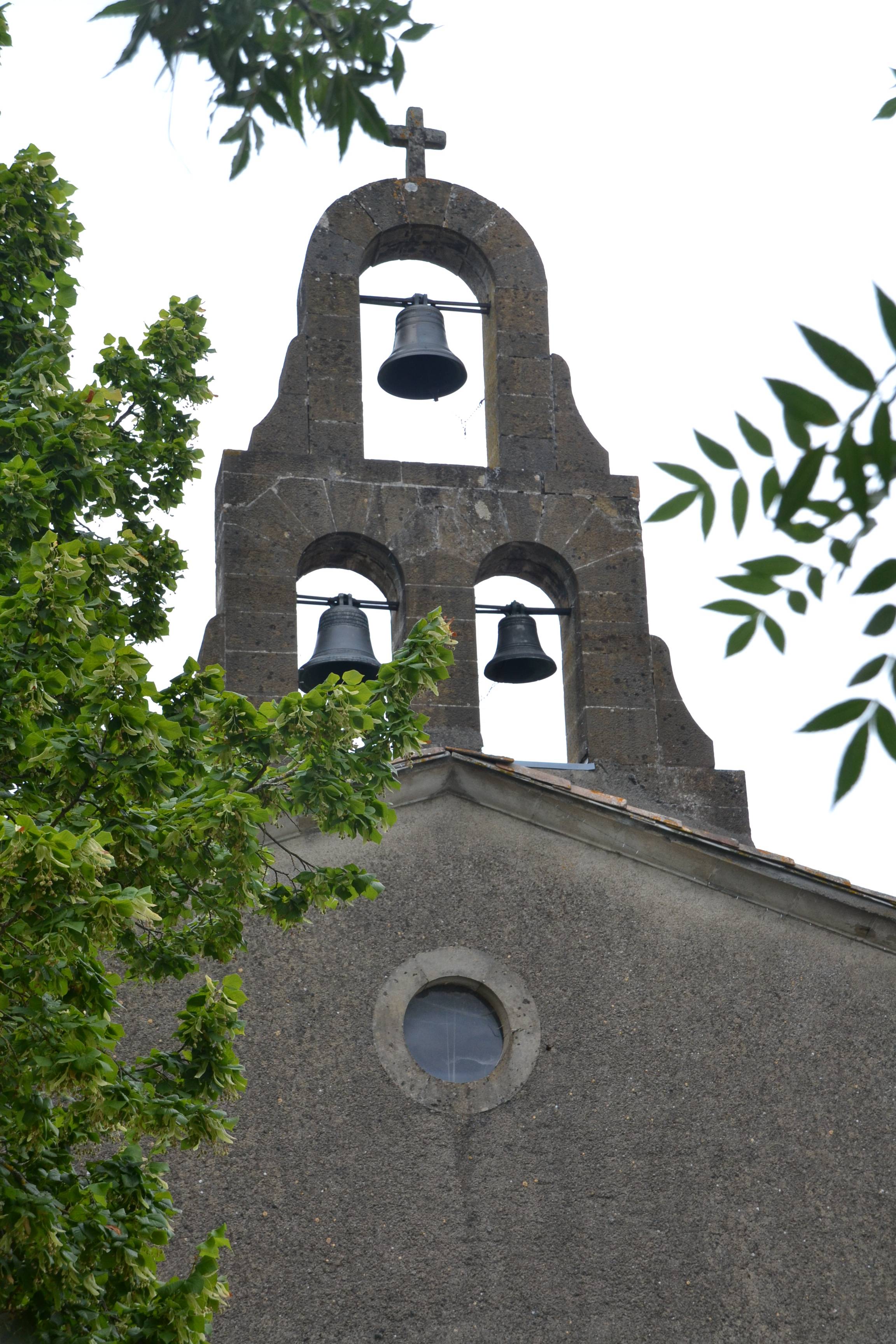 Photo de モンジャーディンの聖域教会