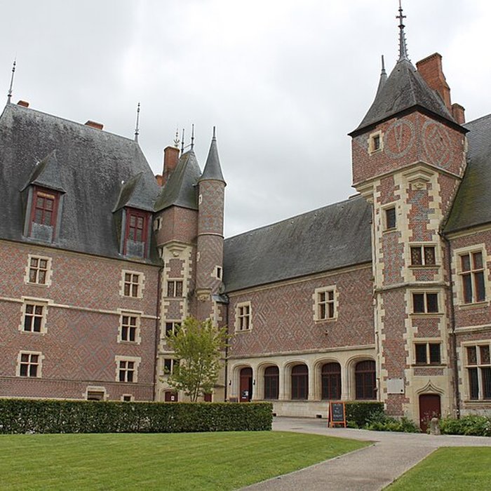 Photo de Château-musée de Gien : chasse, histoire et nature en Val-de-Loire