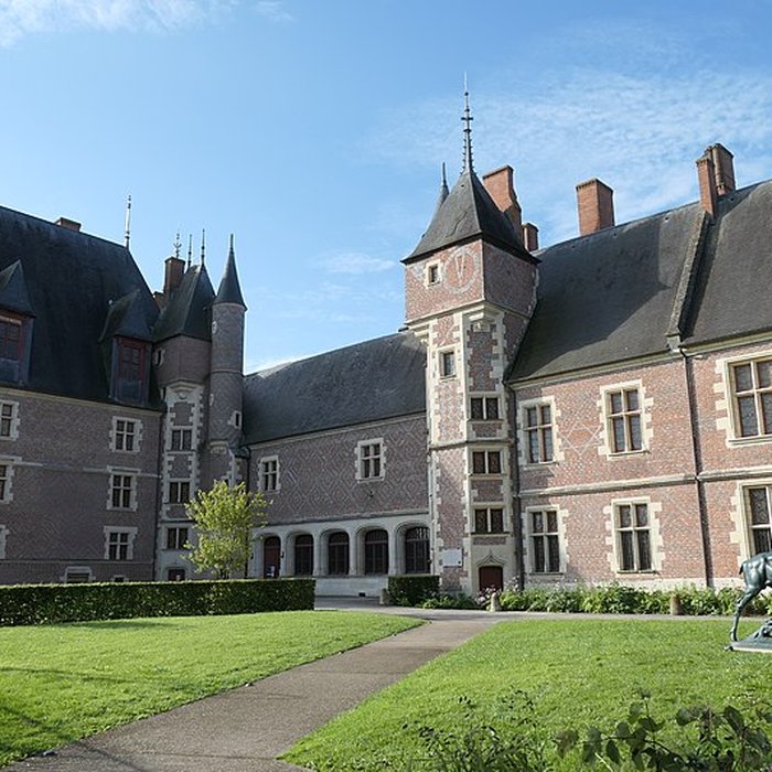 Photo de Château-musée de Gien : chasse, histoire et nature en Val-de-Loire