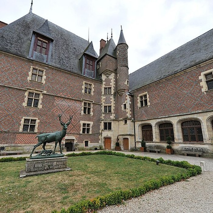 Photo de Château-musée de Gien : chasse, histoire et nature en Val-de-Loire