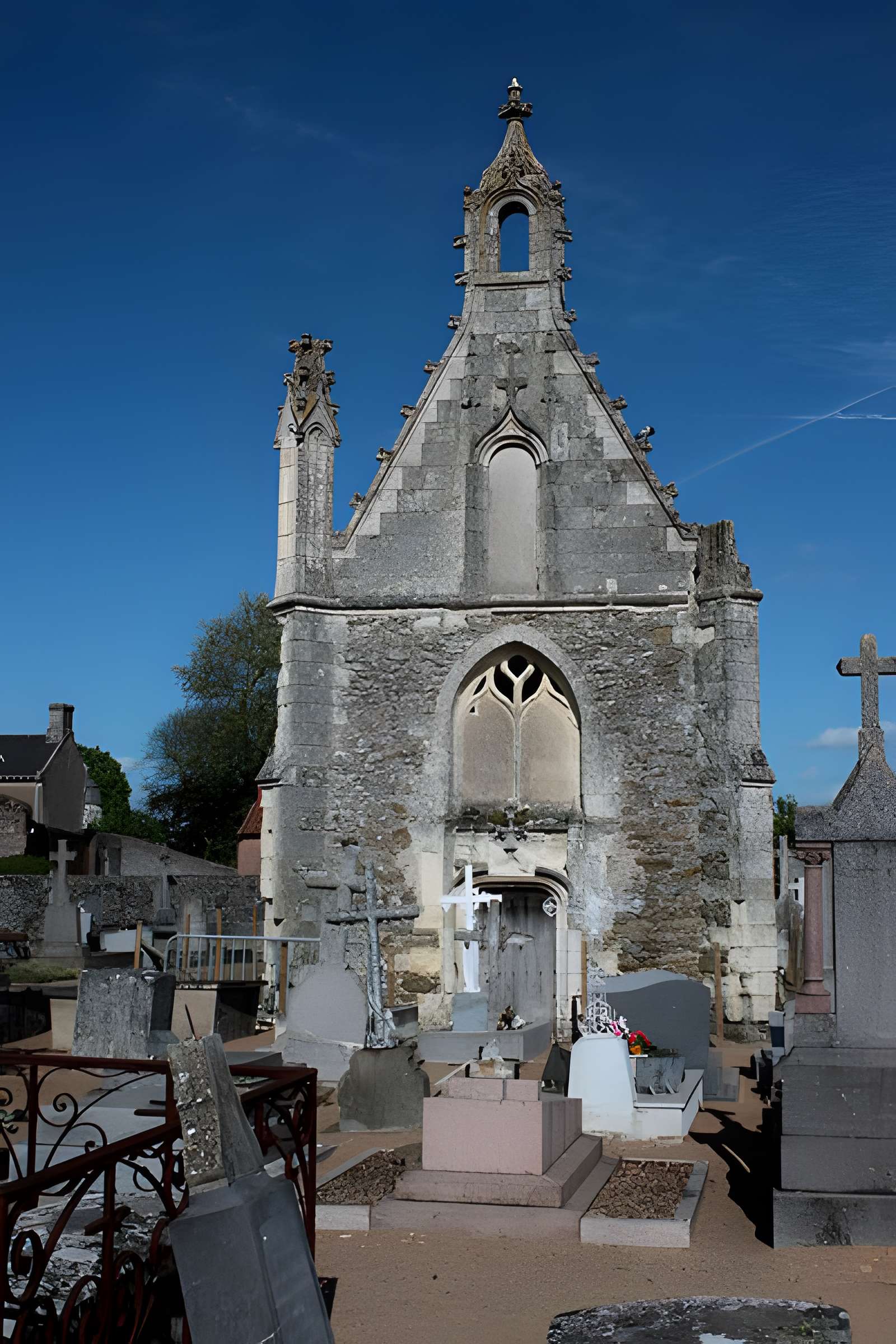 Chapelle du cimetière de Saint-Florent-le-Vieil