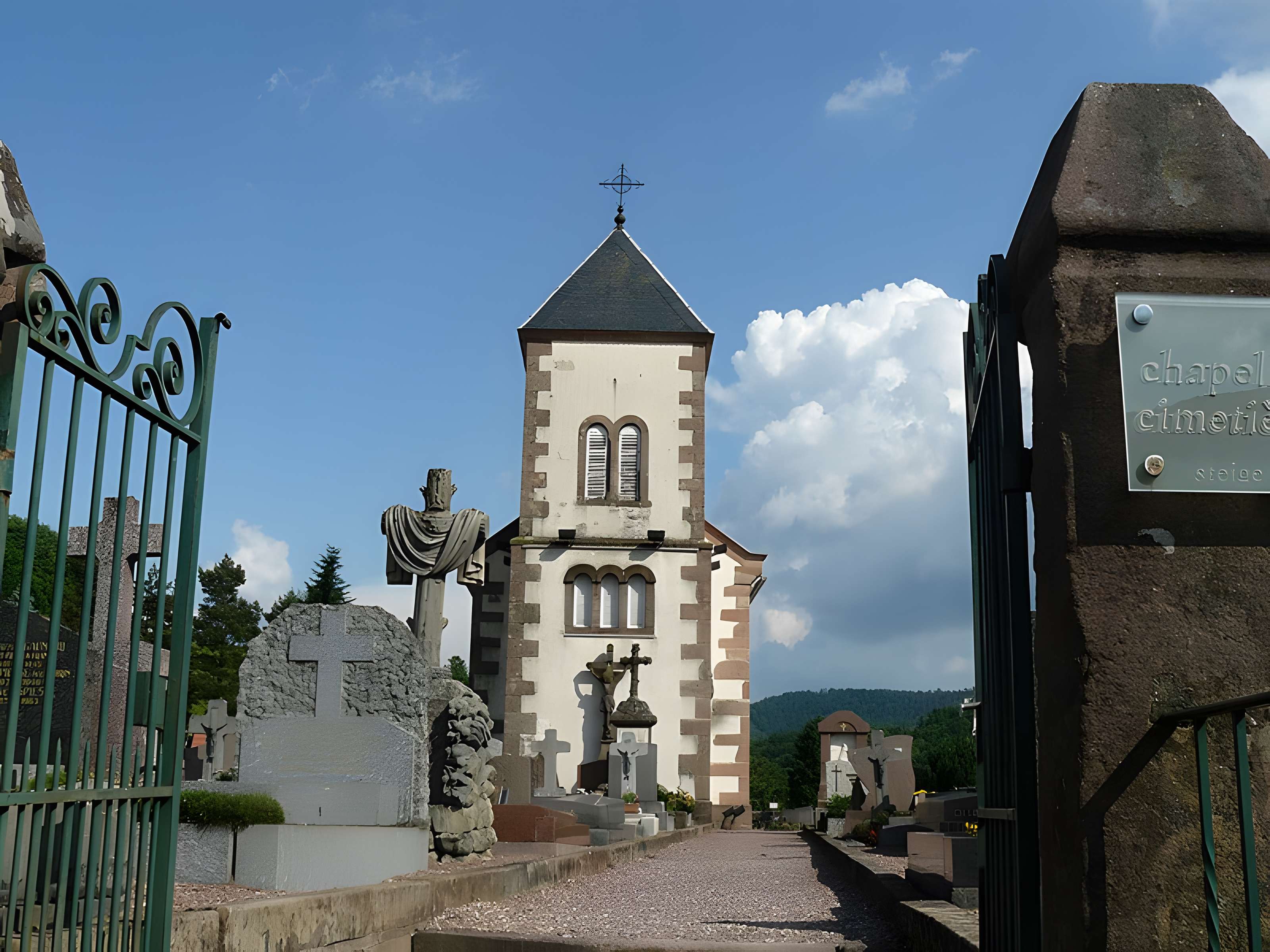 Chapelle du cimetière de Steige