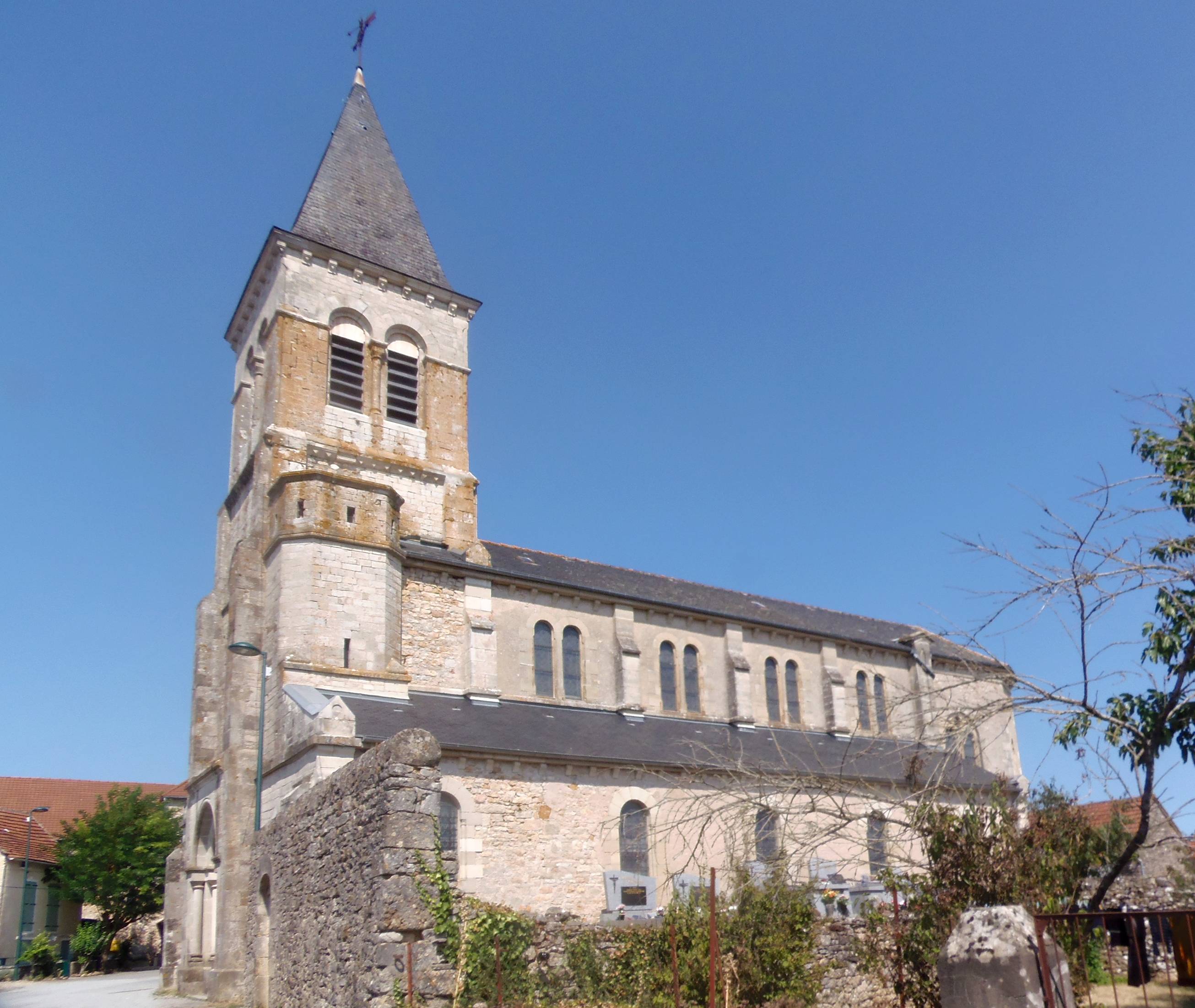 Photo de Église Saint-Pierre de La Capelle-Balaguier