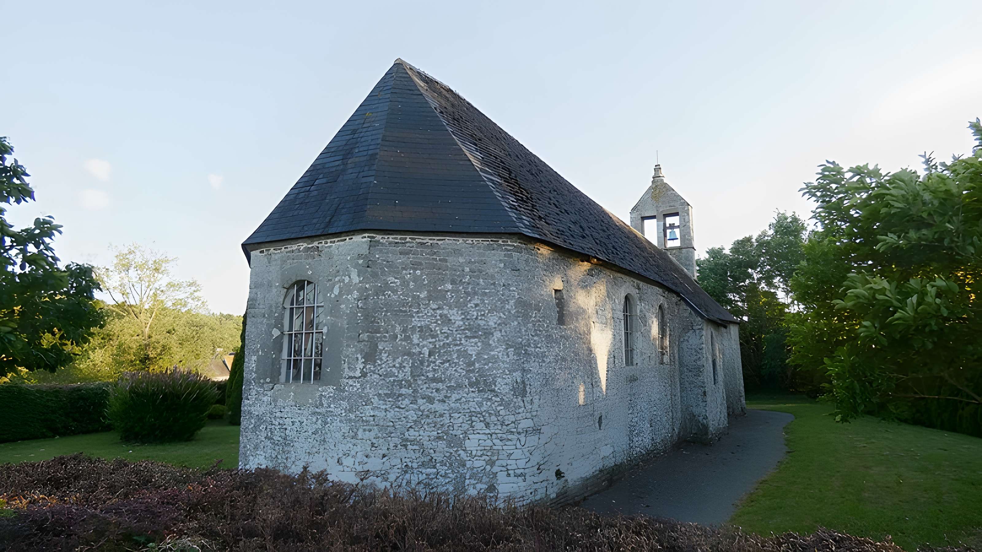 Chapelle Heuzebrocq de Beuvrigny