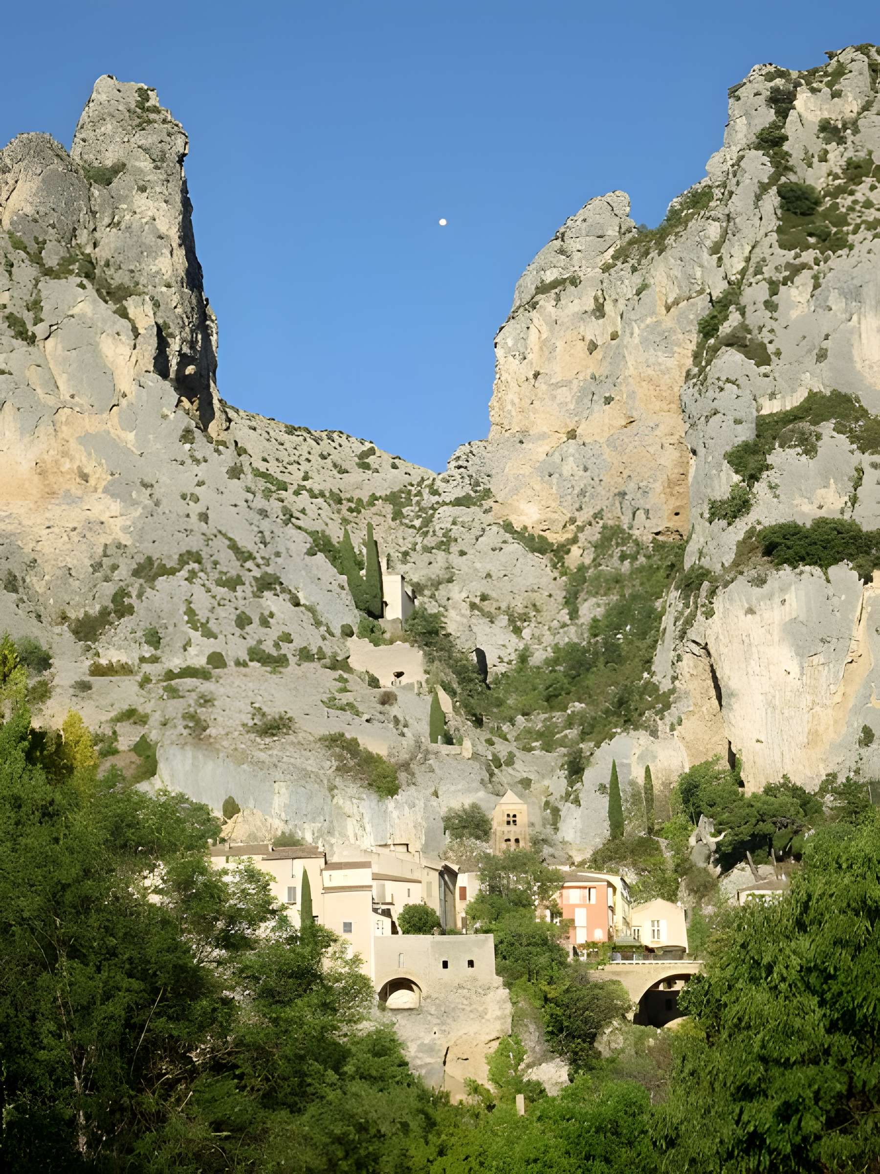 Chapelle Notre-Dame de Beauvoir à Moustiers-Sainte-Marie 