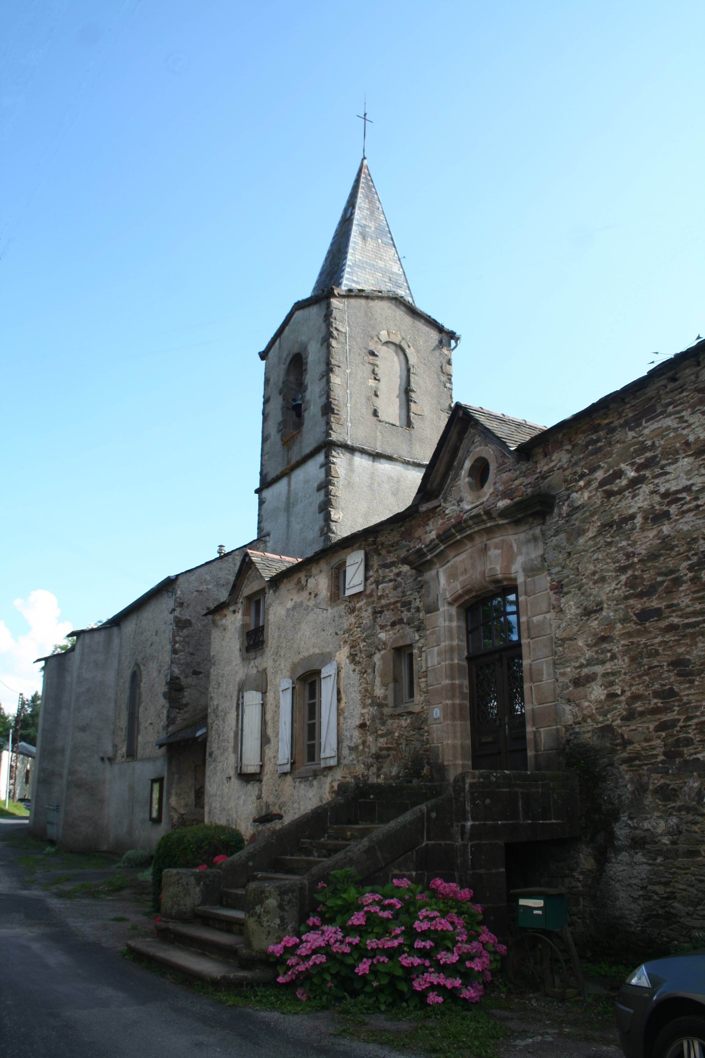 Photo de Saint-Jacques de Roquecezière Church