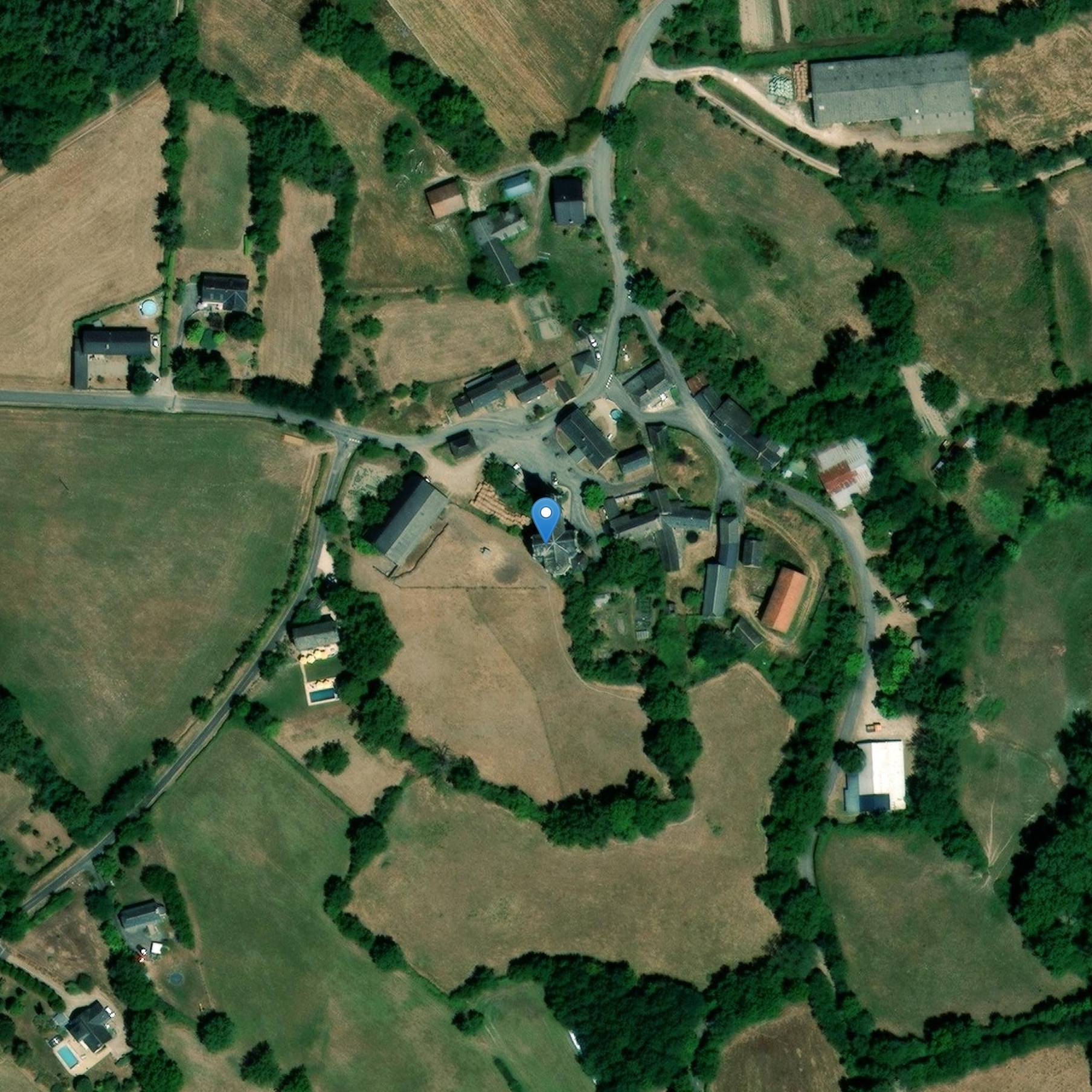 Photo de Church of Saint Martin of Tizac