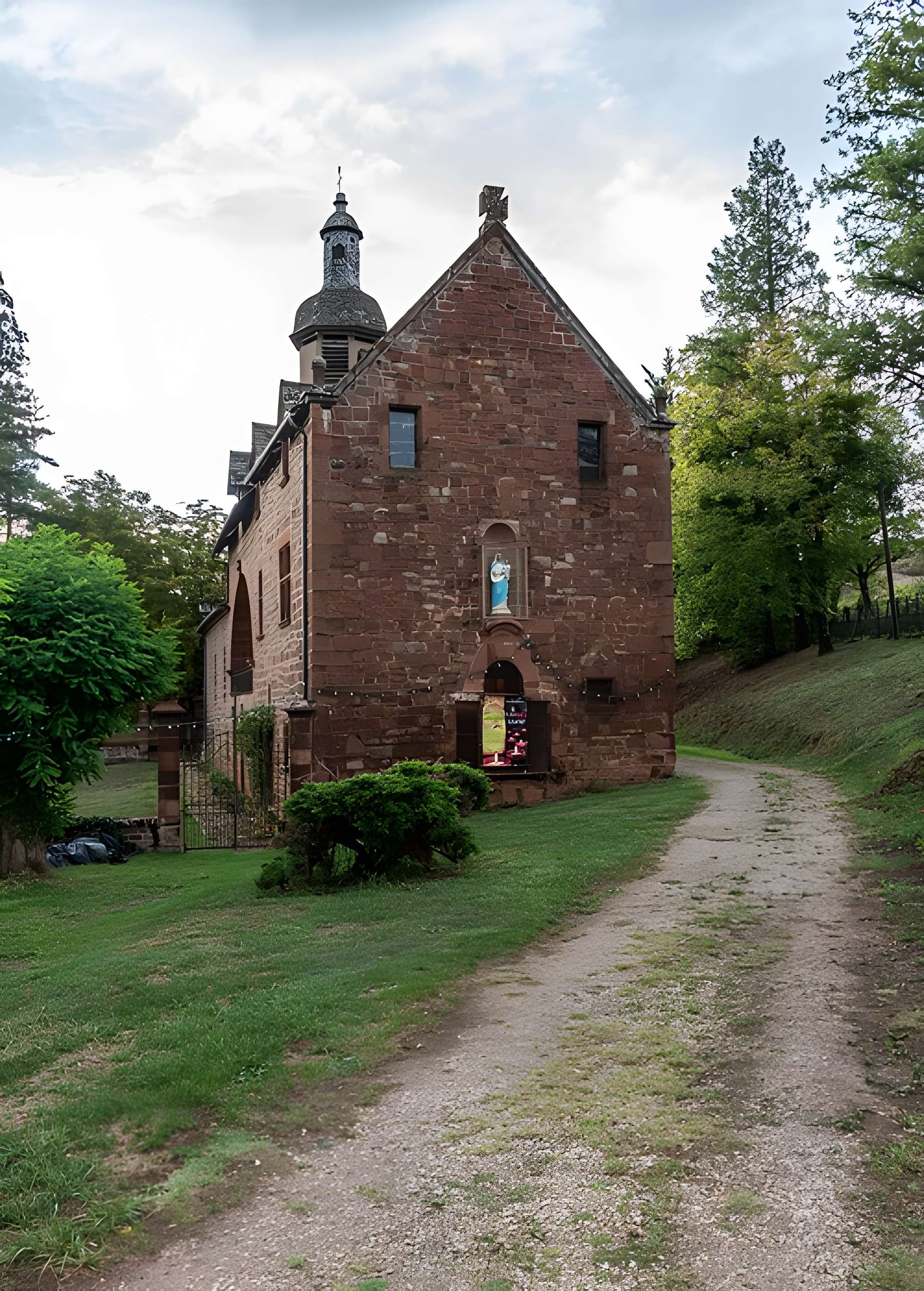 Chapelle Notre-Dame de Foncourrieu