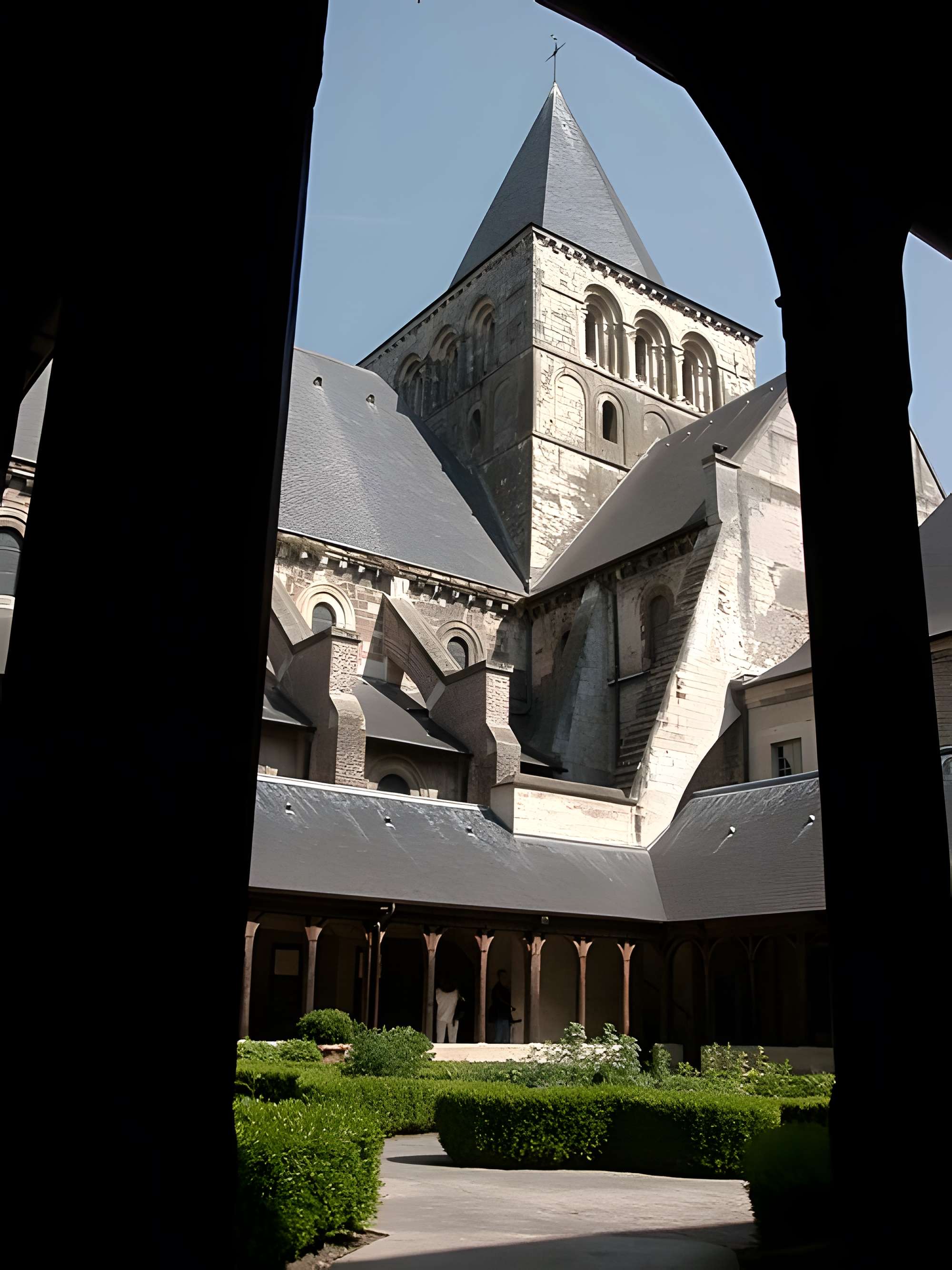 Abbaye de Montivilliers