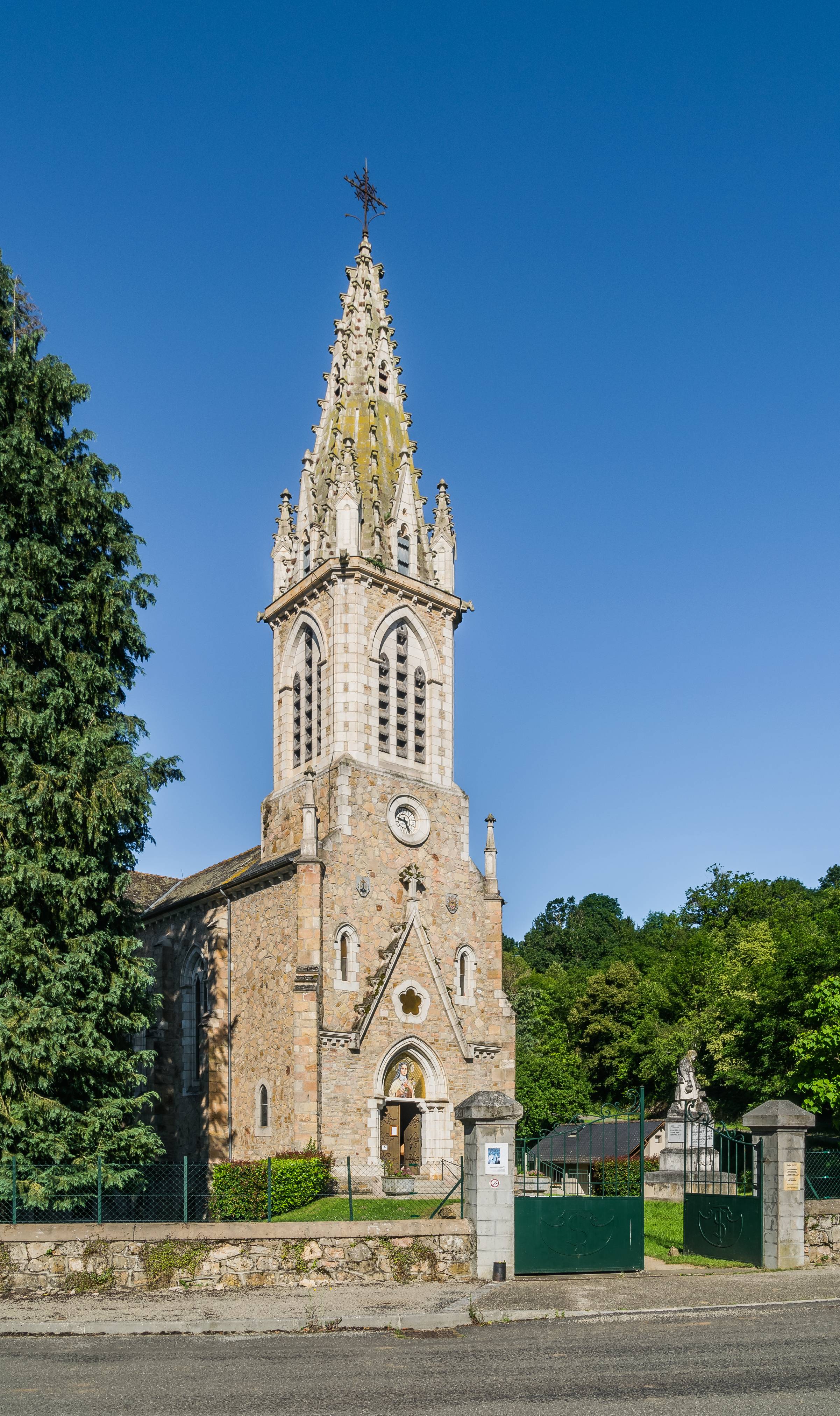 Photo de Kirche Saint-Thérèse von Saint-Igest