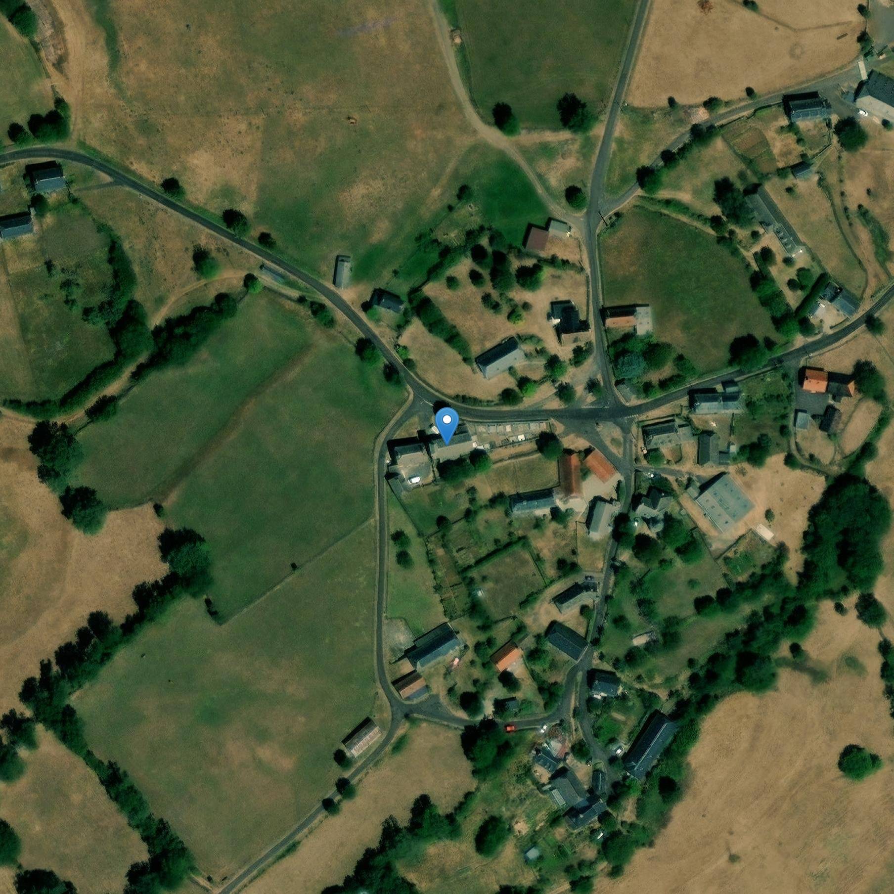 Photo de Saint-Julien kerk van Ladignac