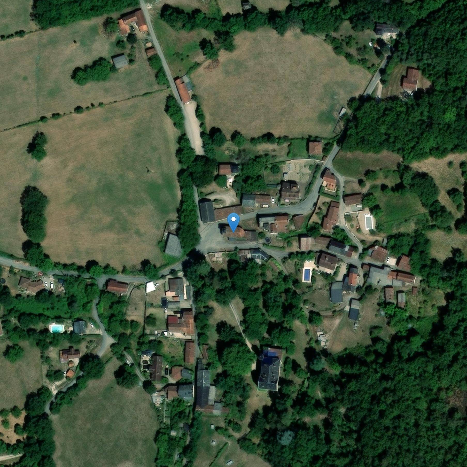 Photo de Iglesia de San Clair des Pesquiès