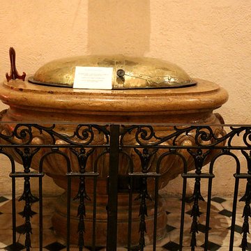 Chapelle Saint-Bernardin dAntibes