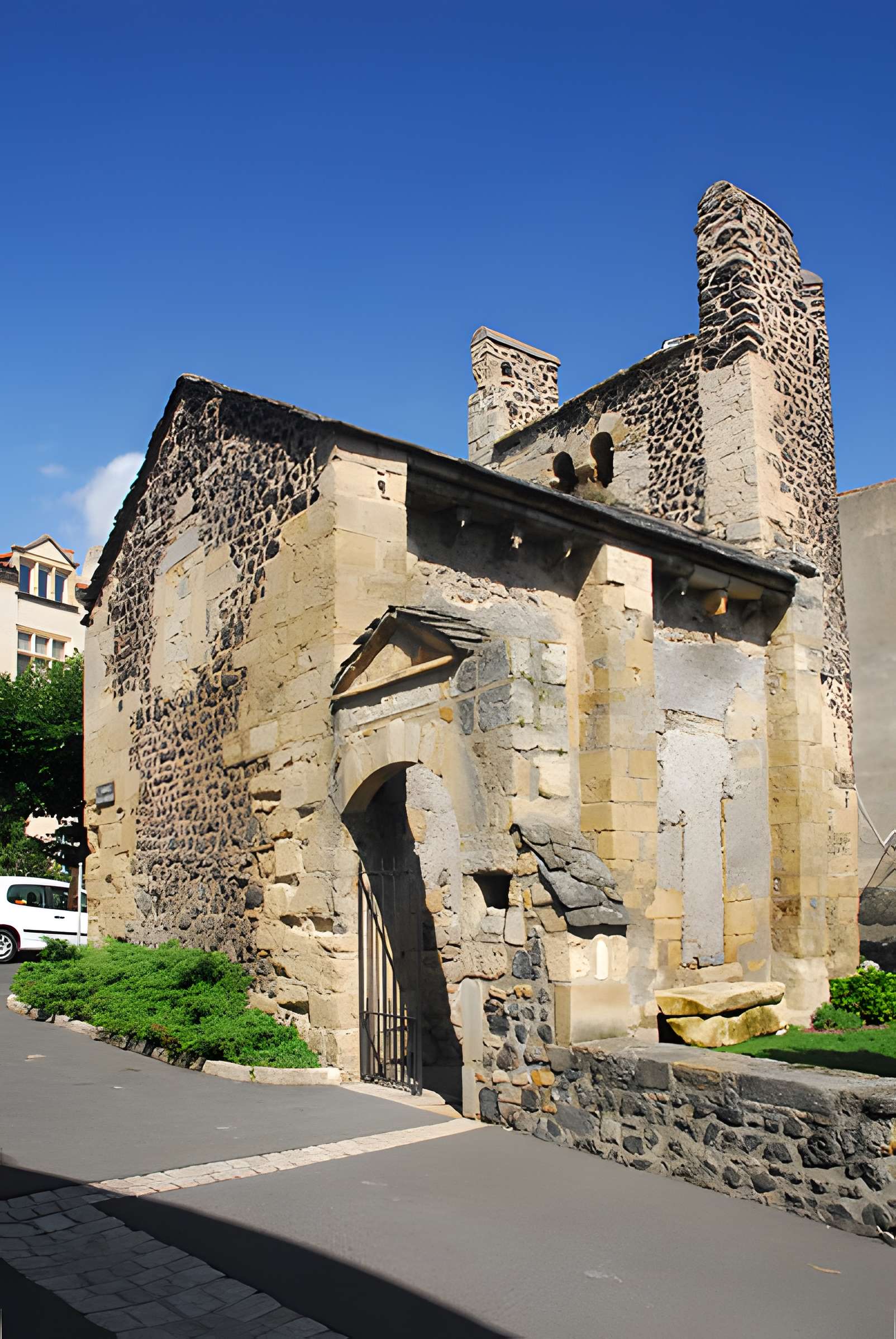 Chapelle Sainte-Magdeleine de Saint-Saturnin