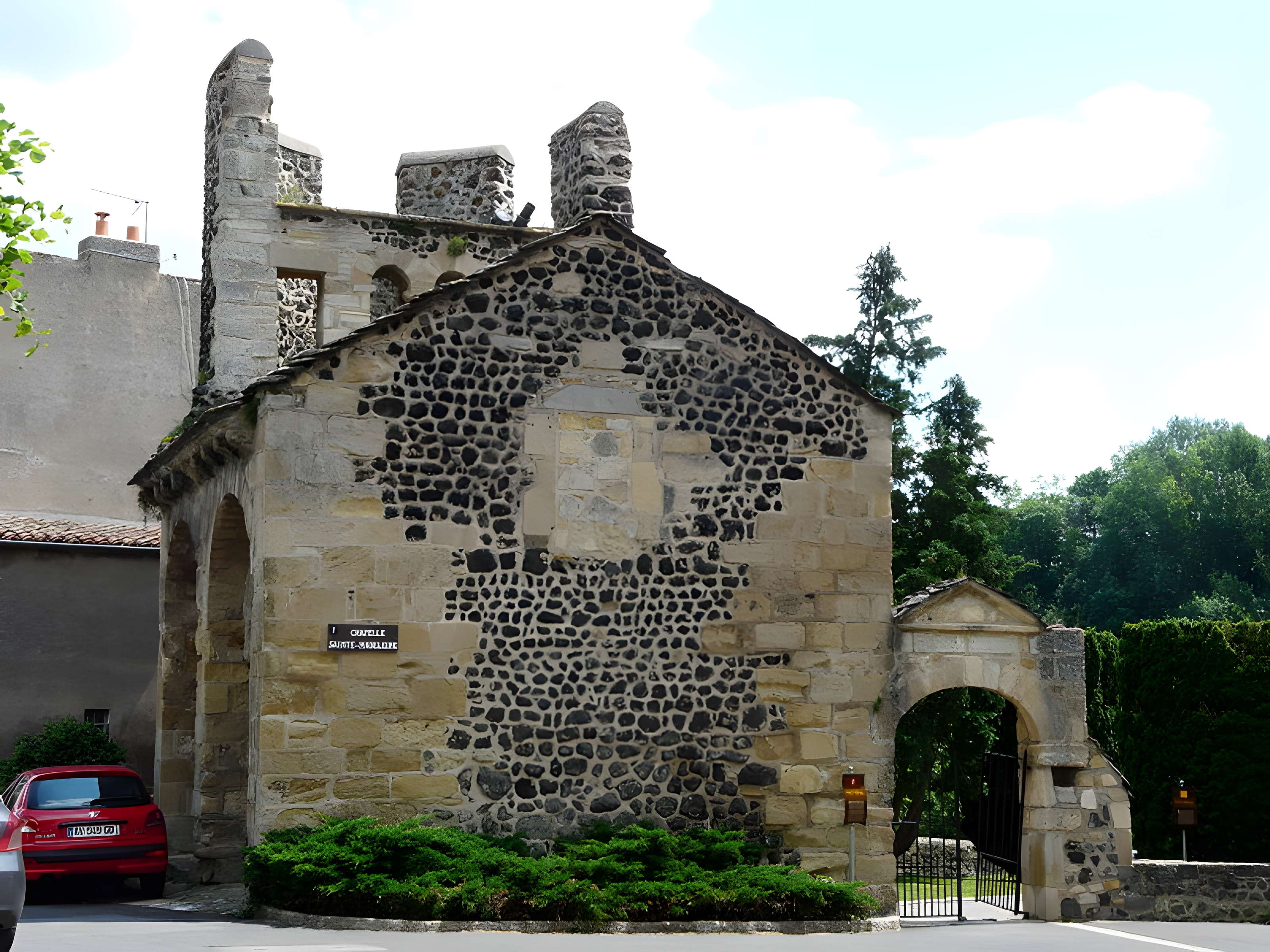 Chapelle Sainte-Magdeleine de Saint-Saturnin