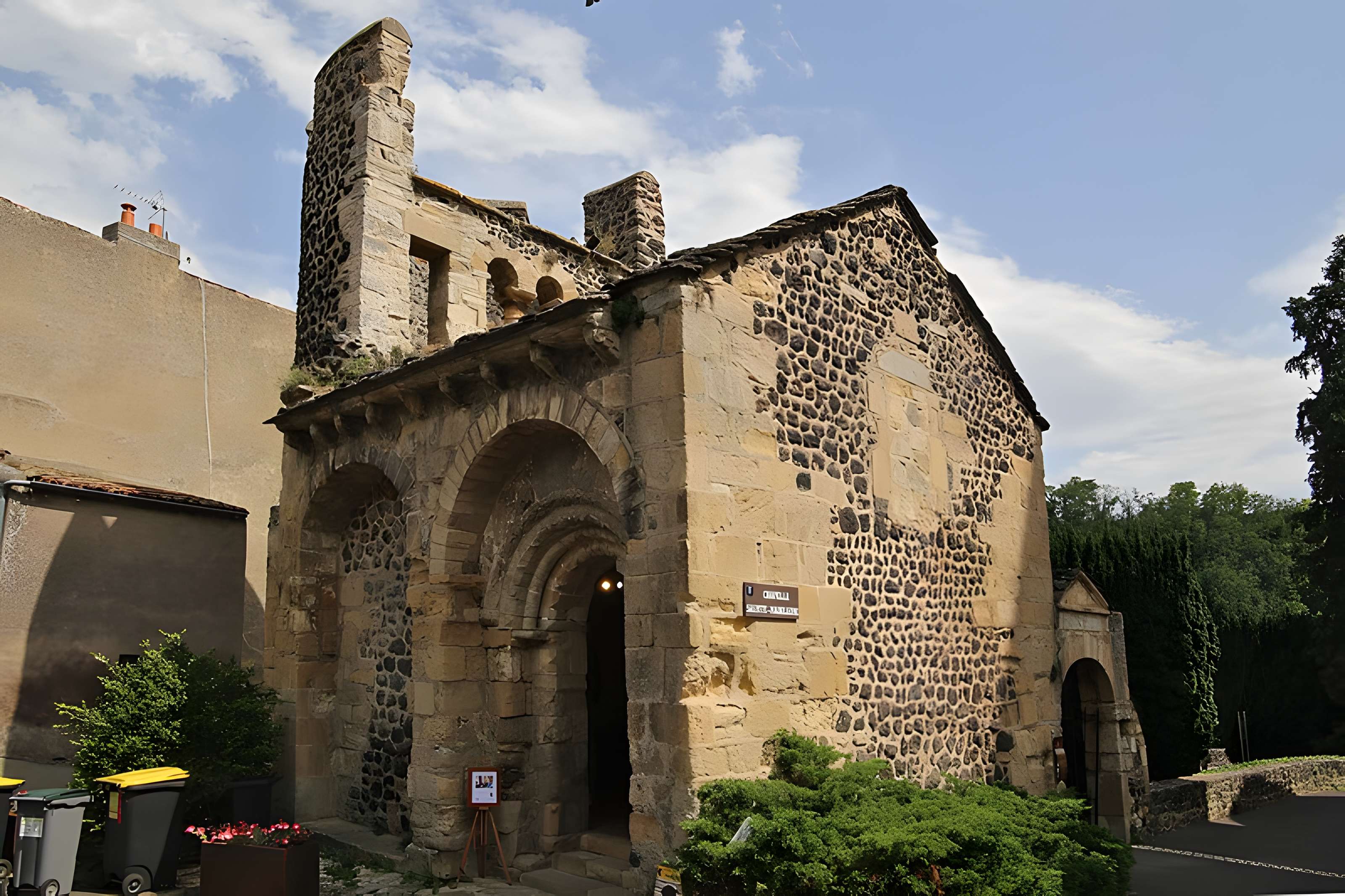 Chapelle Sainte-Magdeleine de Saint-Saturnin