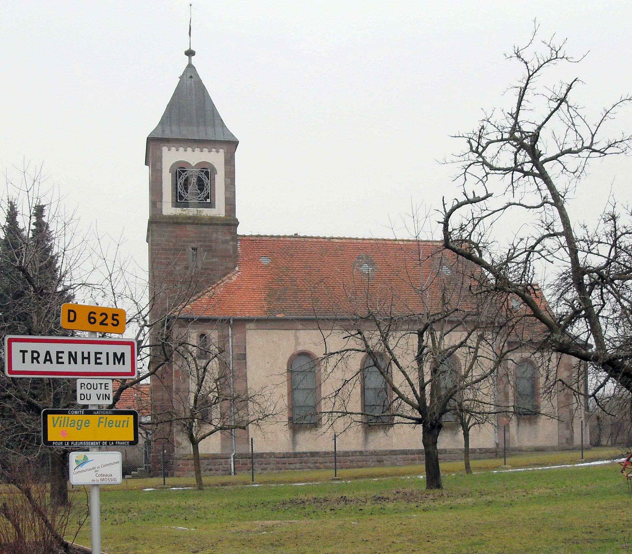 Photo de Chiesa di San Pietro e Paolo di Traenheim
