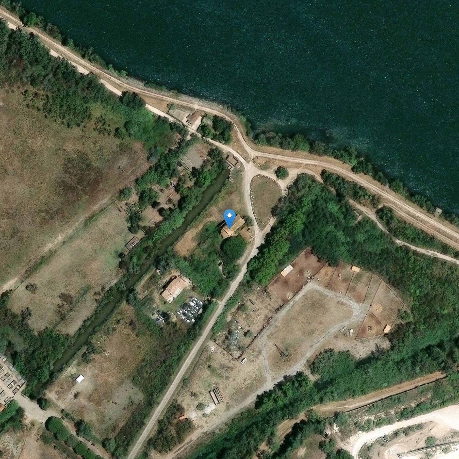 Photo de バルカリンの聖堂の教会