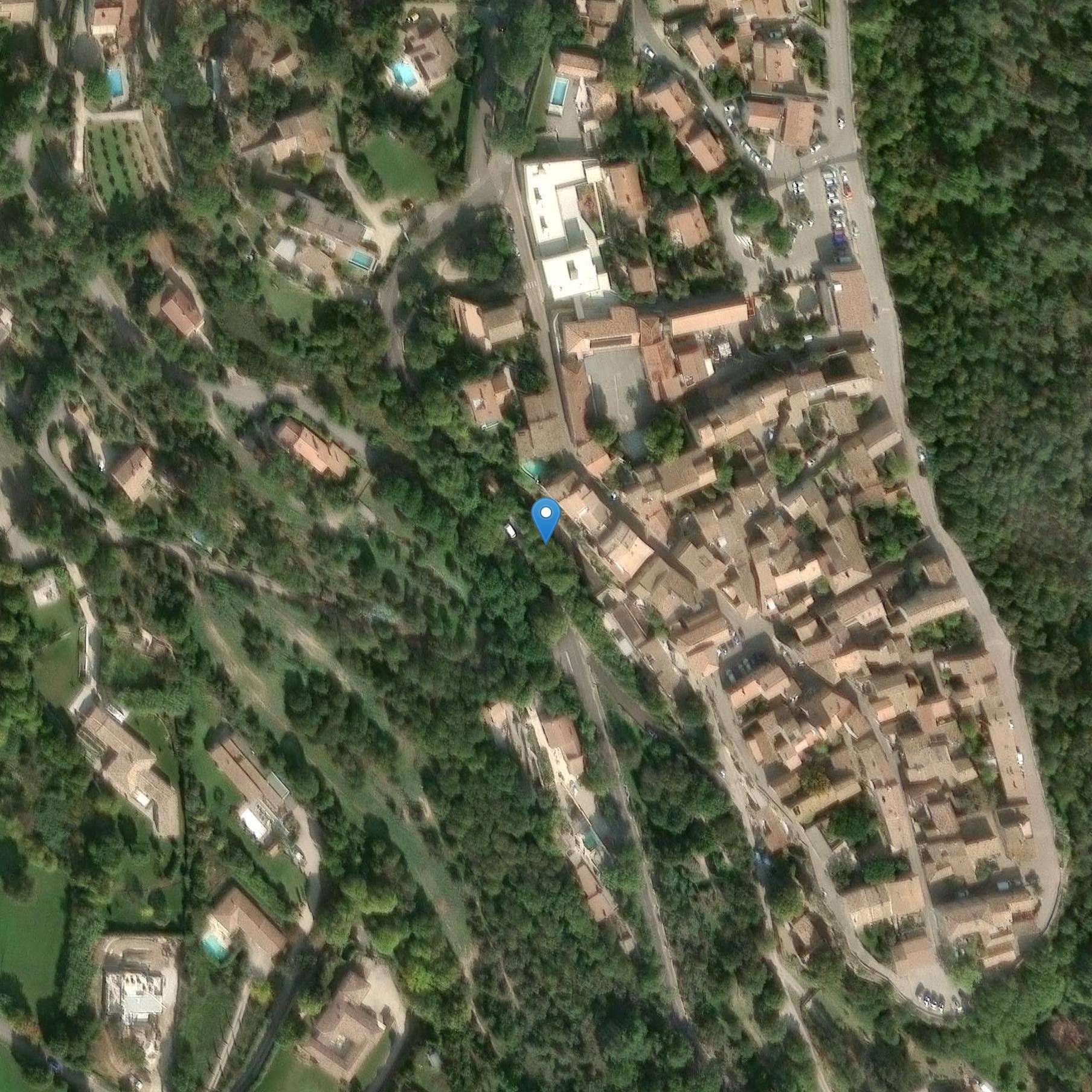 Photo de Saint Vincent de Cornillon-Confoux Church