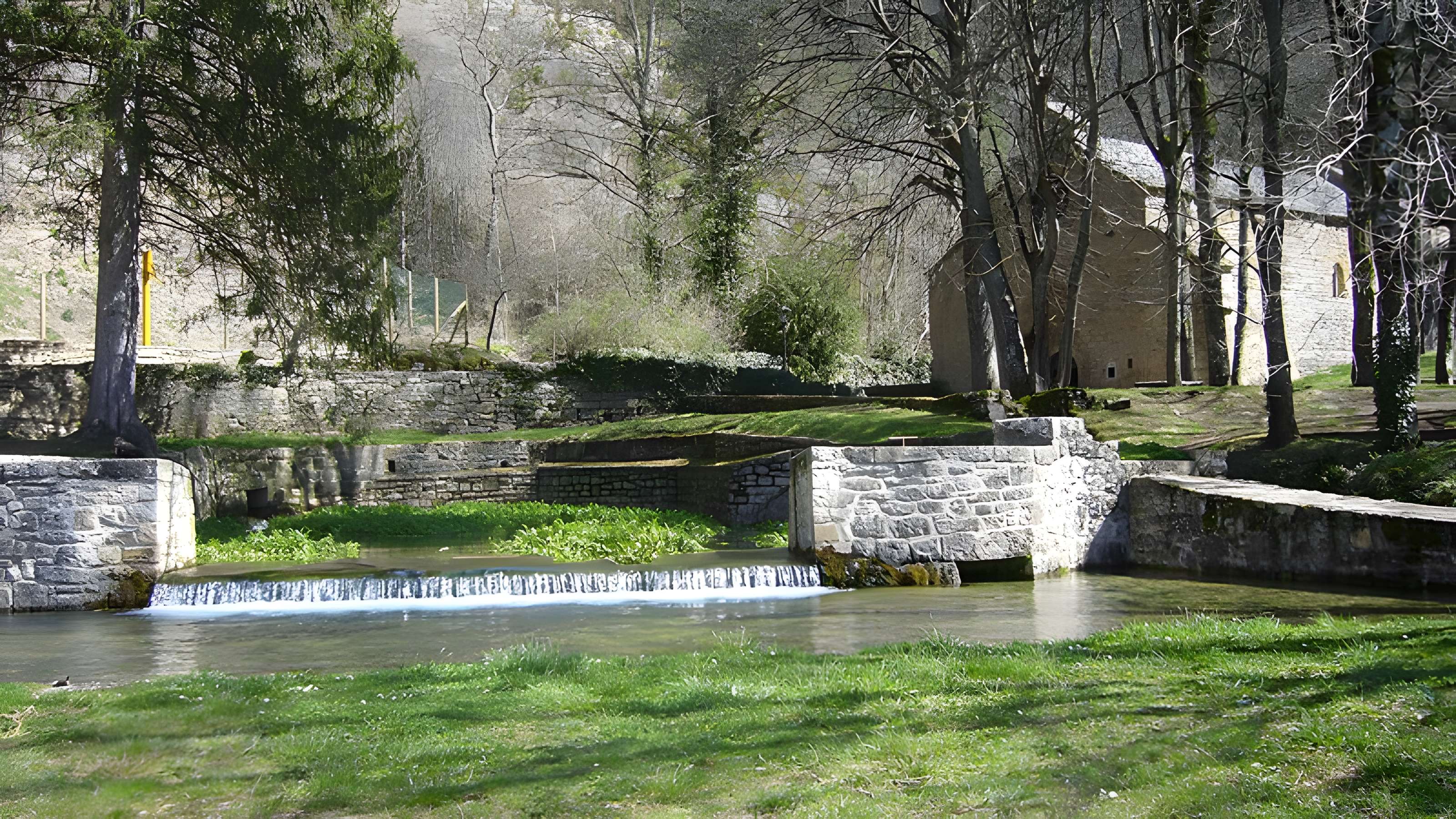 Chapelle Saint-Frézal de La Canourgue