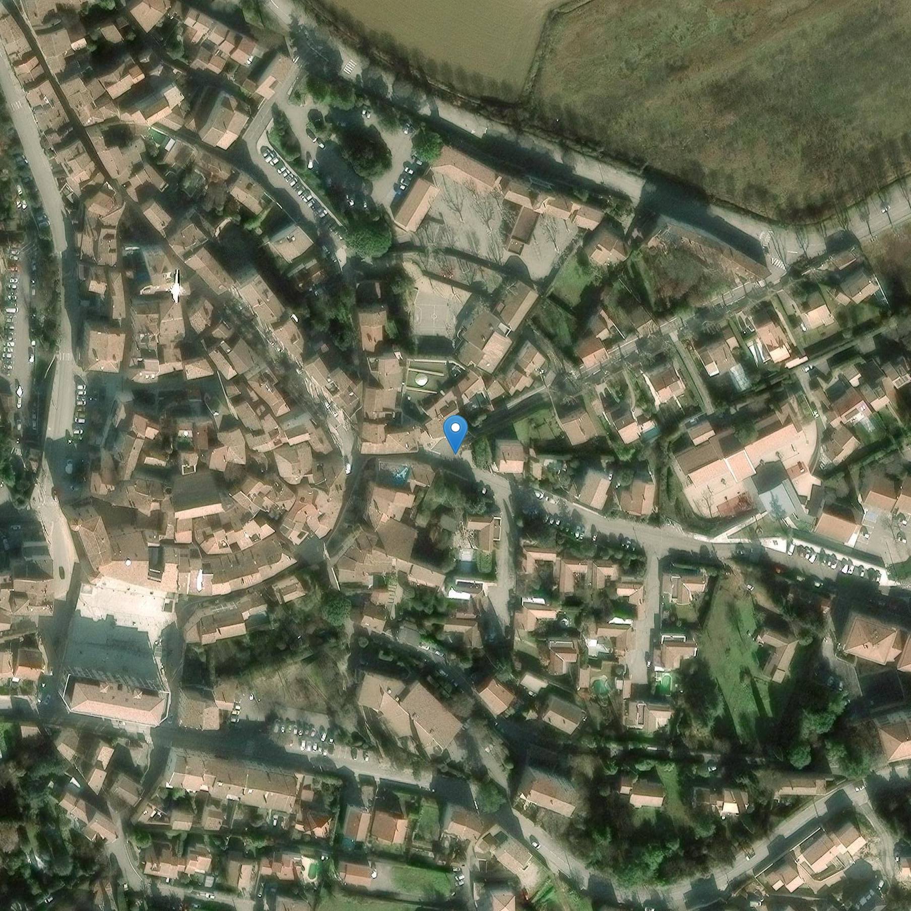 Photo de 圣朱利安-德佩尼耶教堂