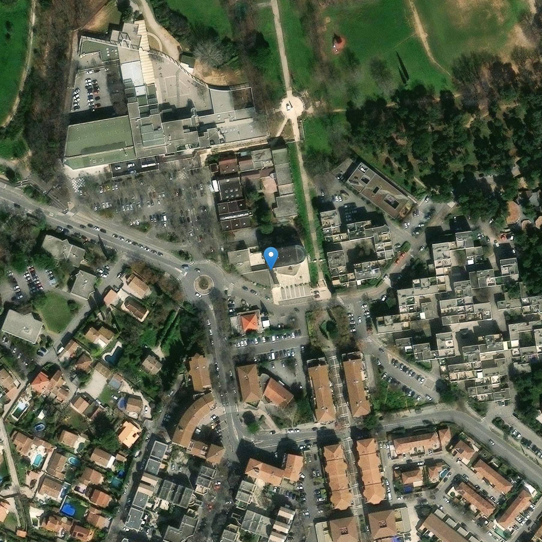 Photo de Kirche des Guten Hirten von Vitrolles