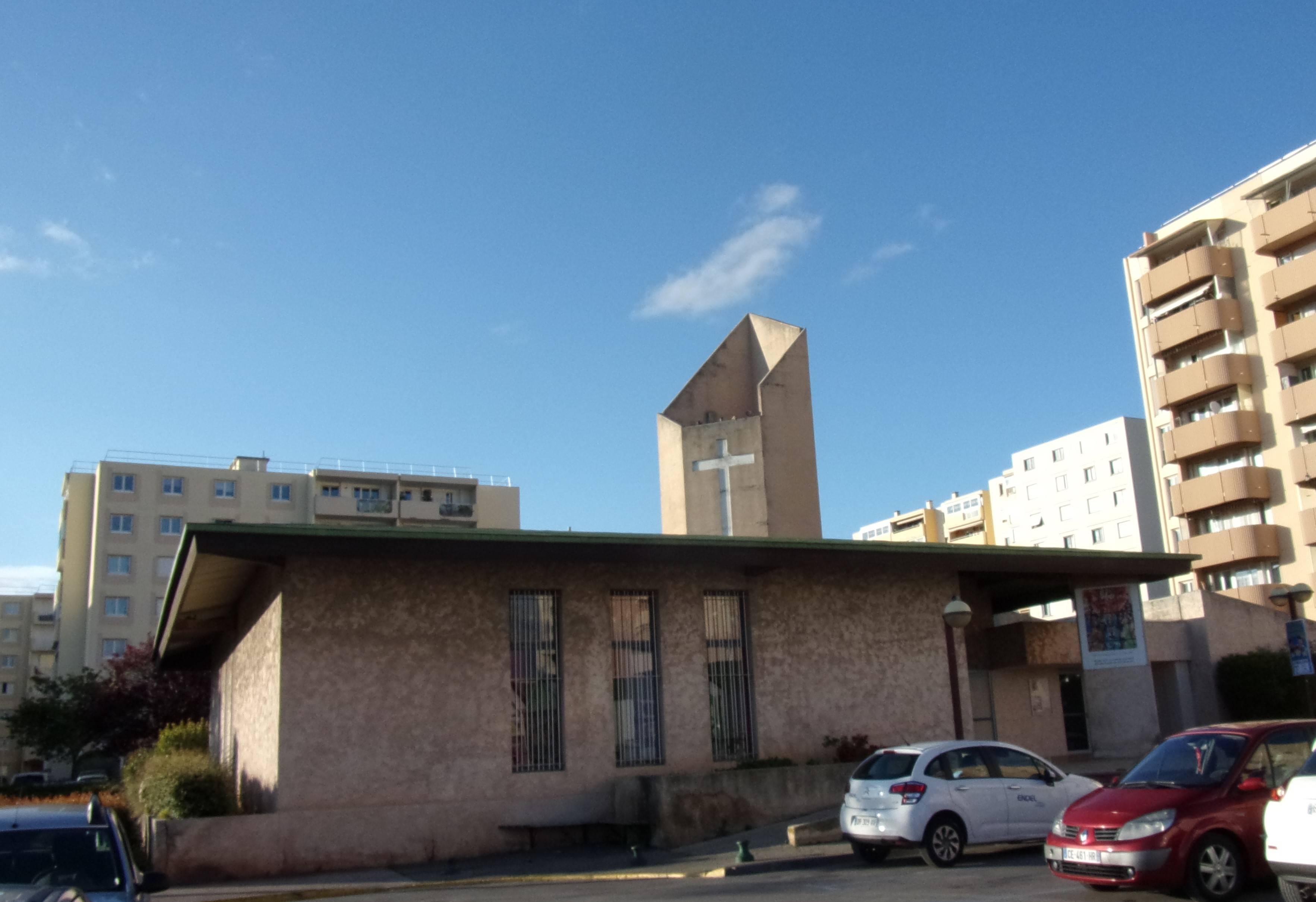 Photo de Église Notre-Dame-de-Pentecôte de Vitrolles
