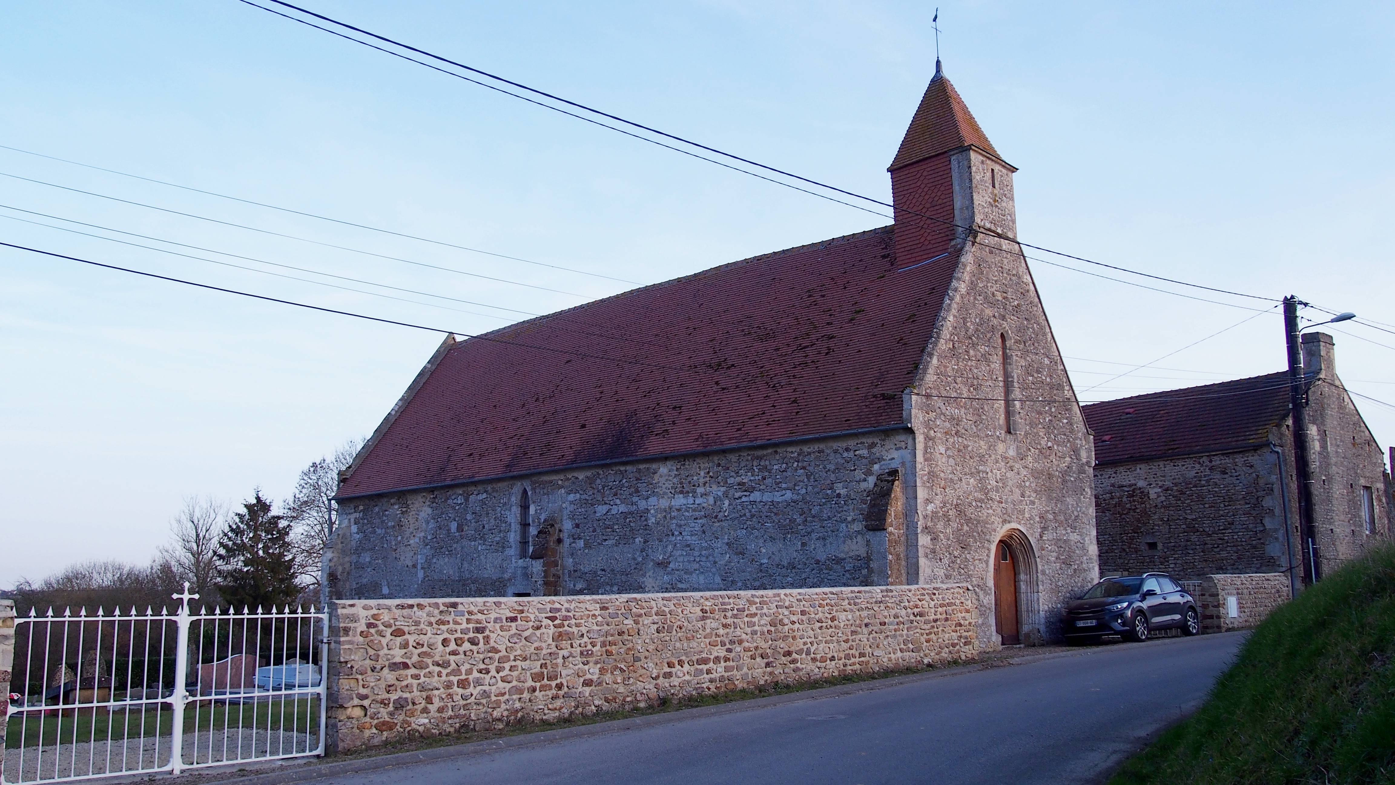 Photo de Mesnil-Touffrayの聖マーティン教会