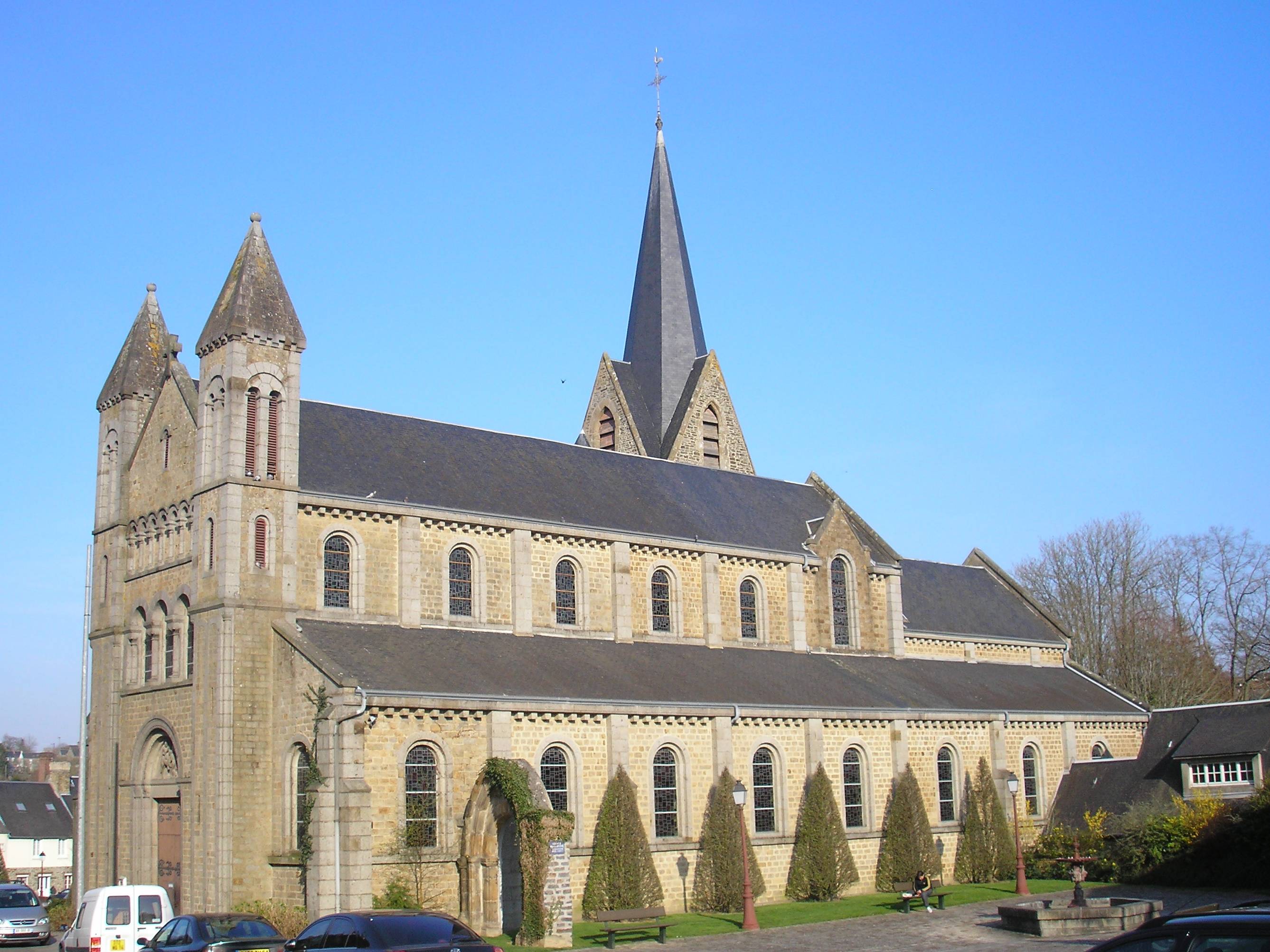 Photo de Église Saint-Martin de Condé-sur-Noireau