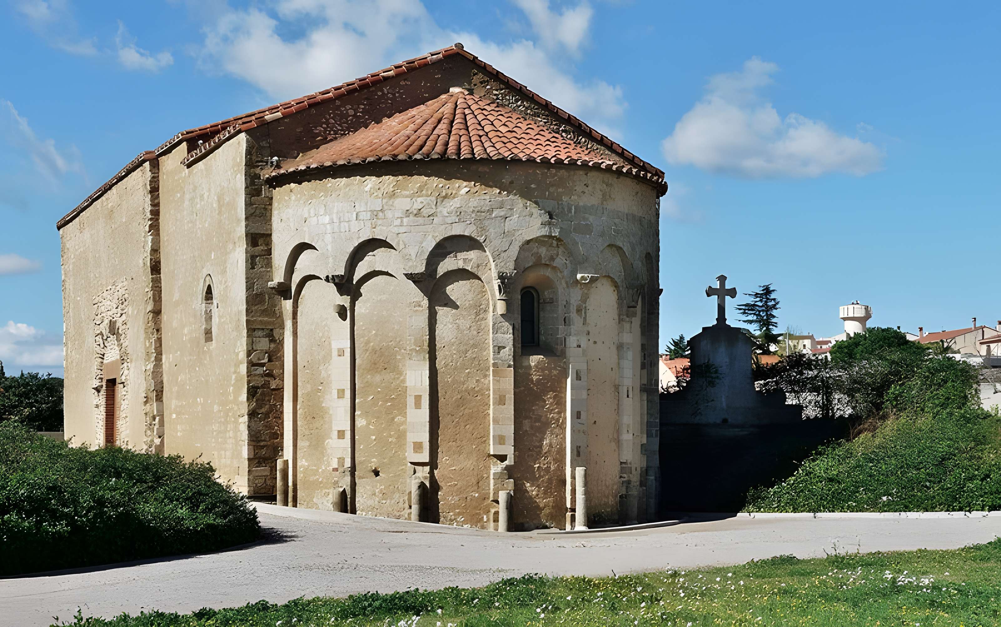 Chapelle Saint-Julien-et-Sainte-Basilisse de Villeneuve-de-la-Raho