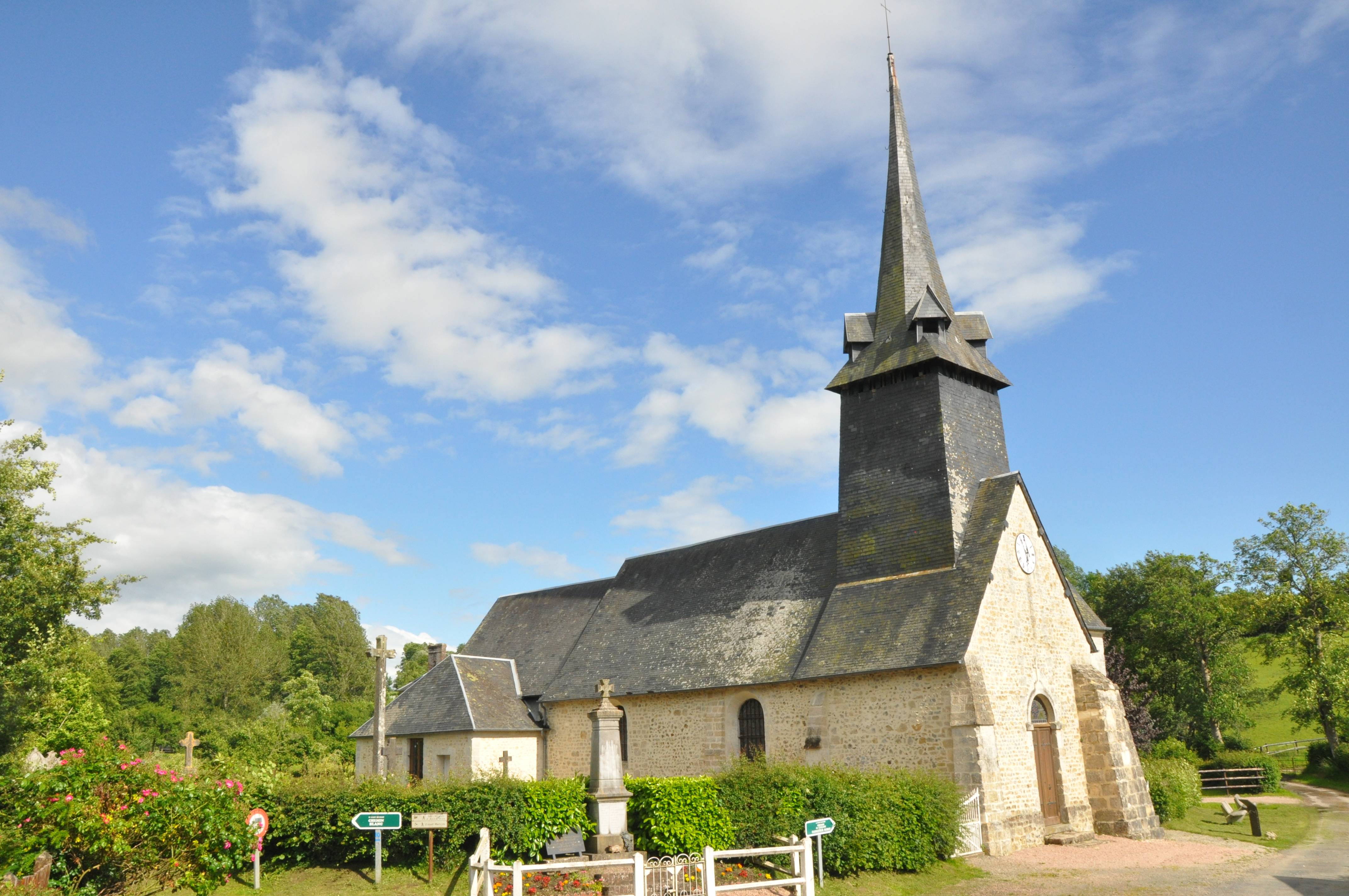 Photo de Iglesia de San Martín de La Roque-Baignard