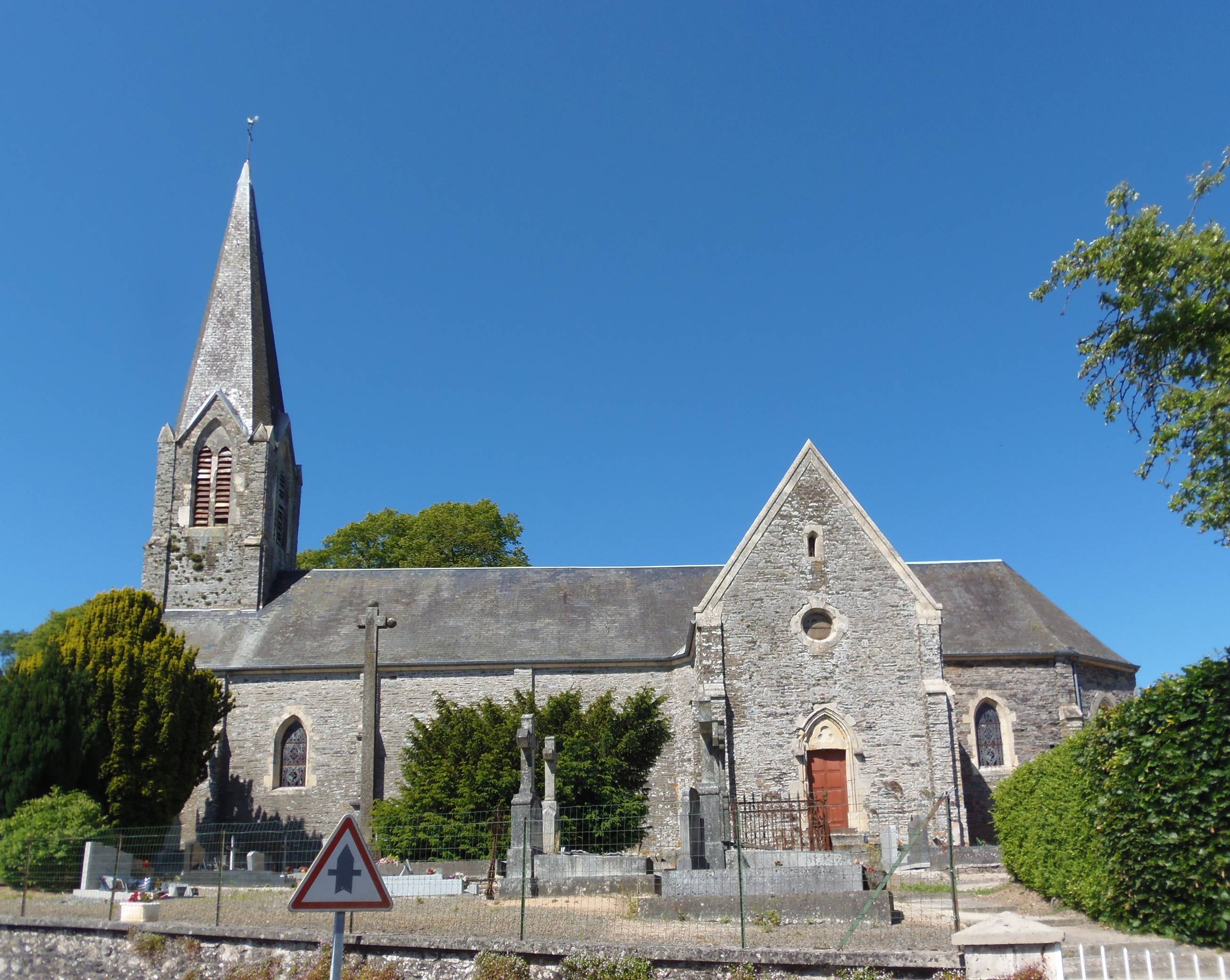 Photo de Église Saint-Pierre de Campandré-Valcongrain